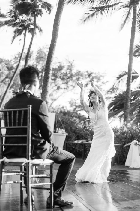 W0461_Haiku-Mill-wedding_Maui-Photographer_CaitlinCatheyPhoto_0193-b&w