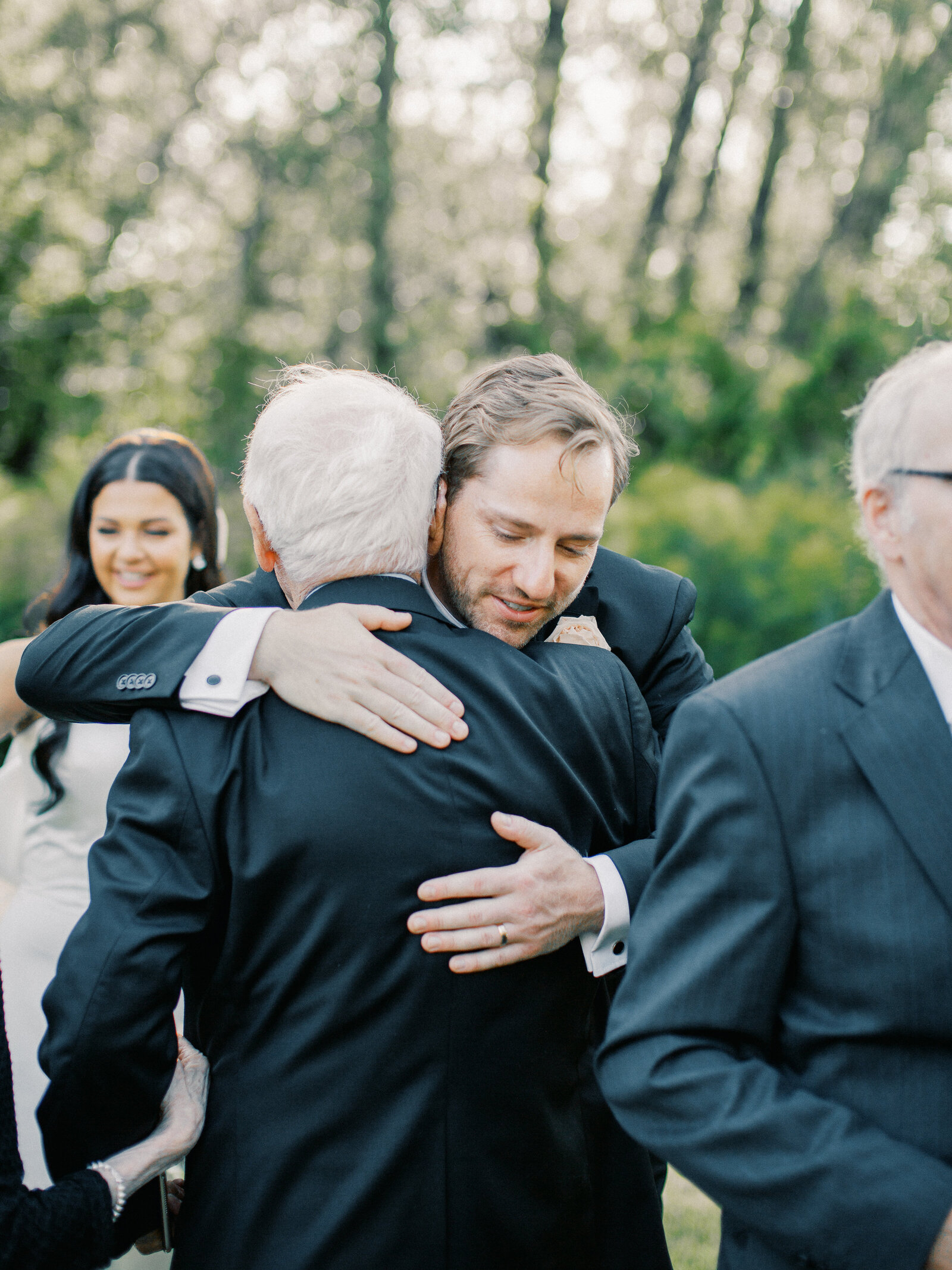 outdoor wedding photographer