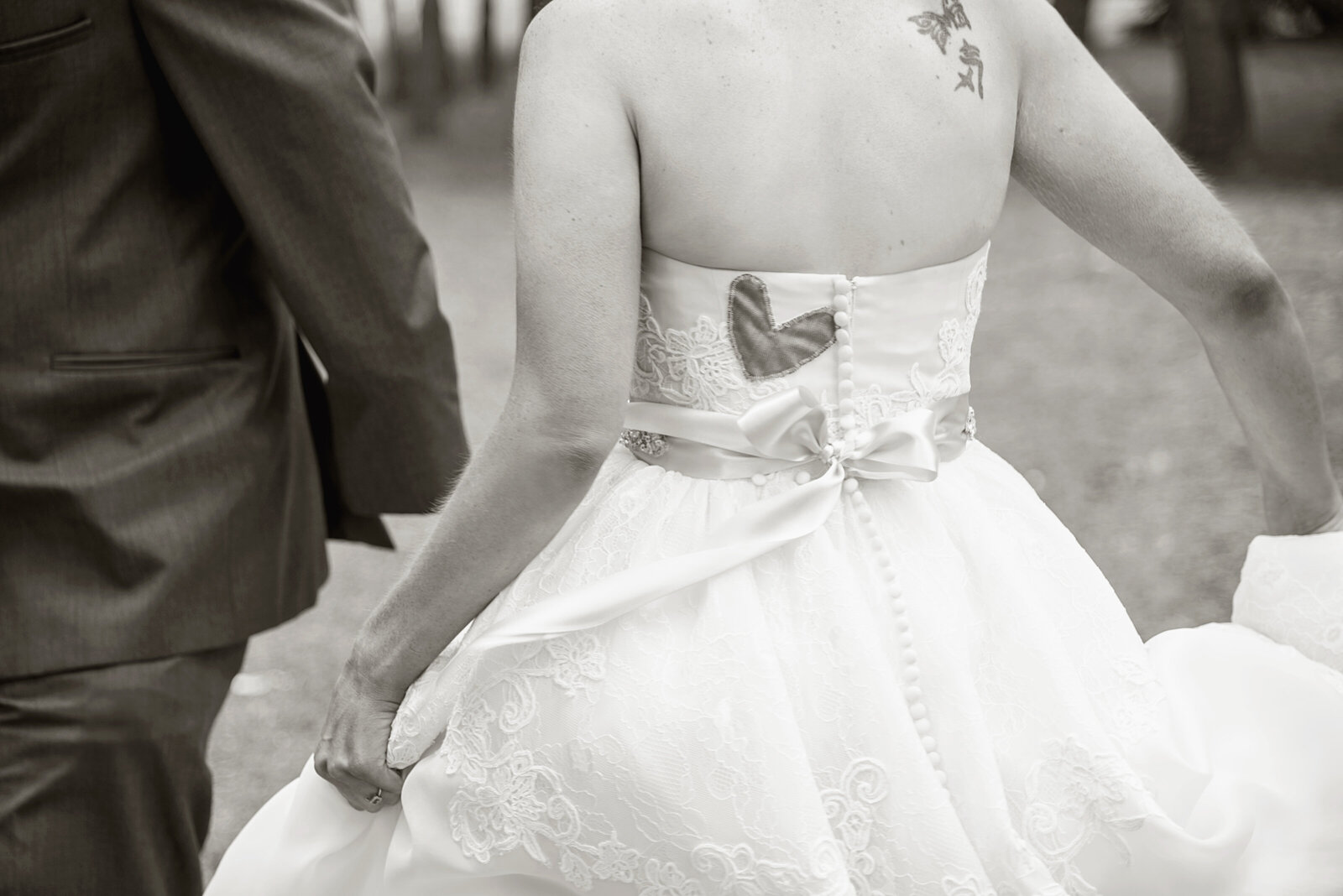 First Look 048