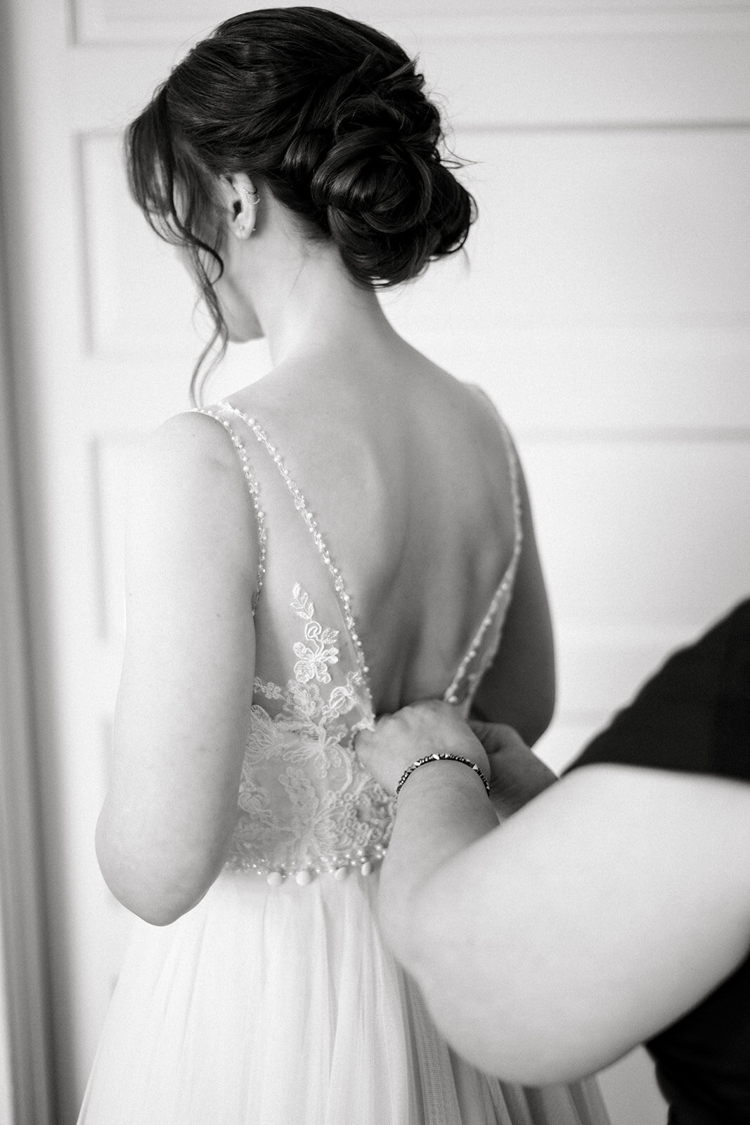Bride Getting Ready at Vizcaya Sacramento Wedding
