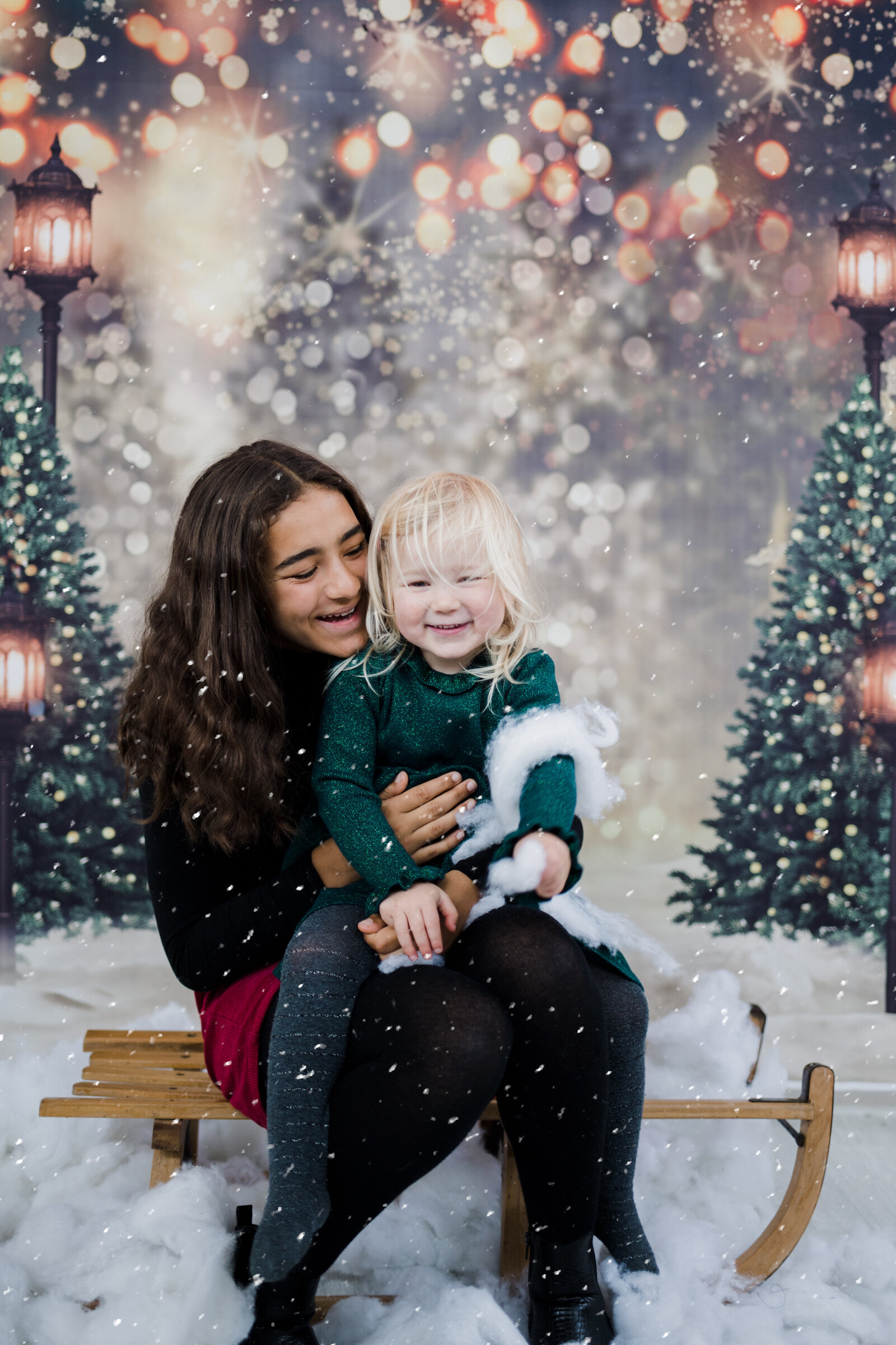 Christmas Mini Sessions in Plymouth Family Photo Shoot Liberty Pearl Photography 2022-17