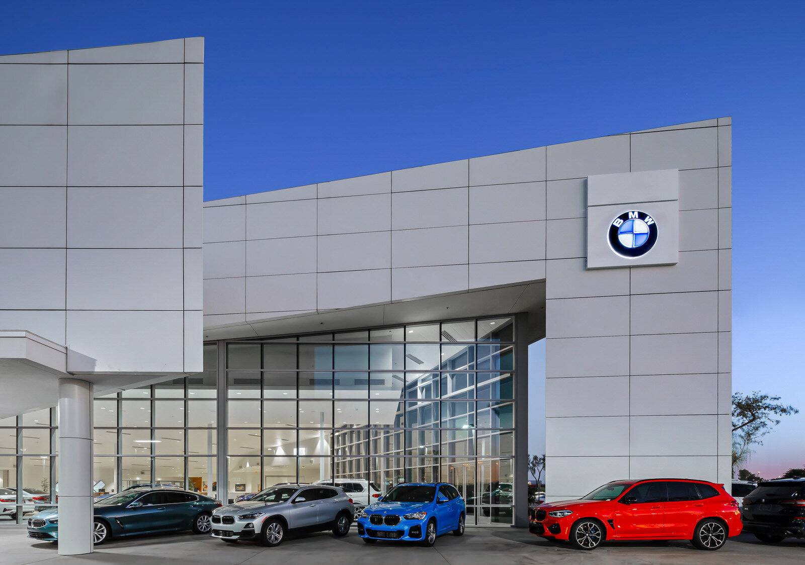 Car dealership photography12