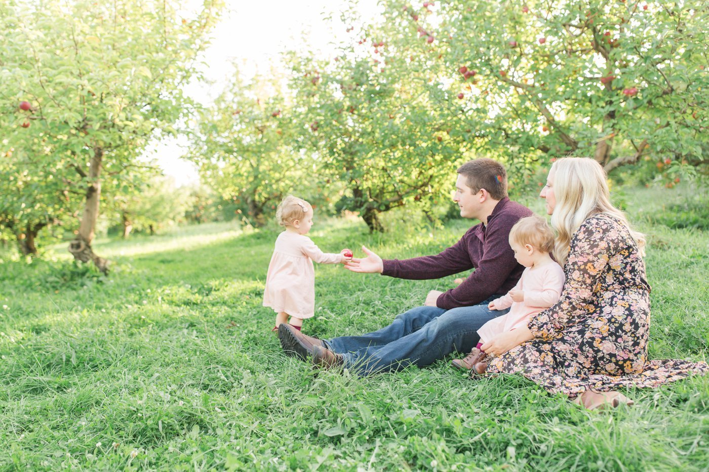 fall-the-apple-farm-victor-new-york-family-portrait-29