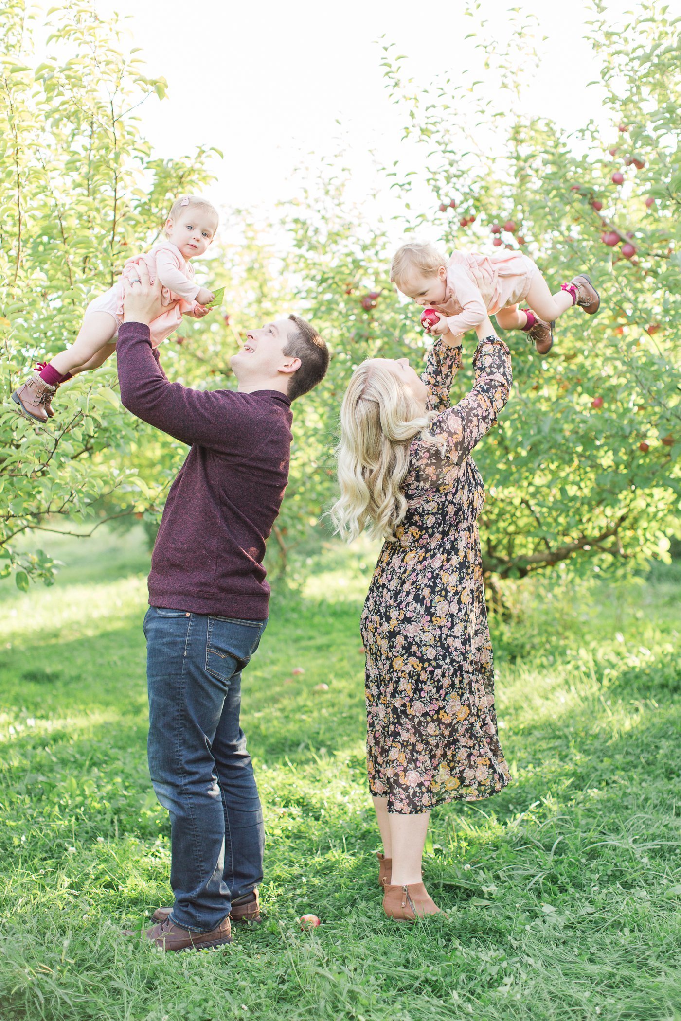 fall-the-apple-farm-victor-new-york-family-portrait-21