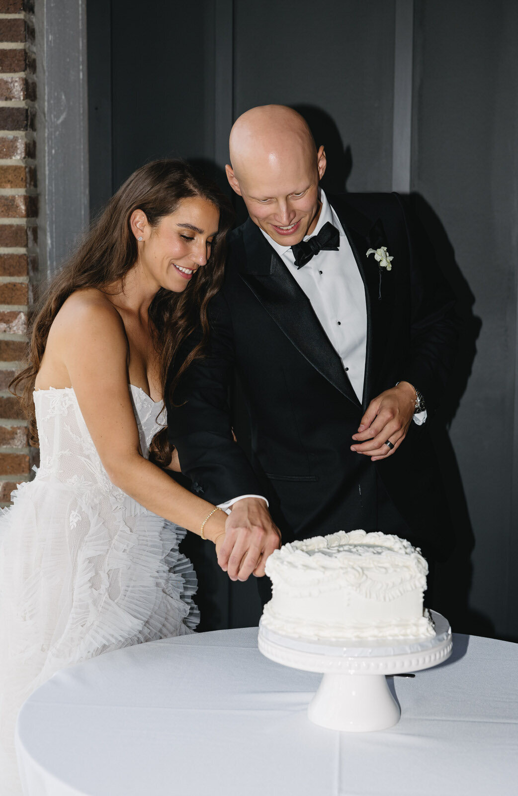 Chroma-Detroit-Wedding-Kaitlyn-Cole-Photography-81