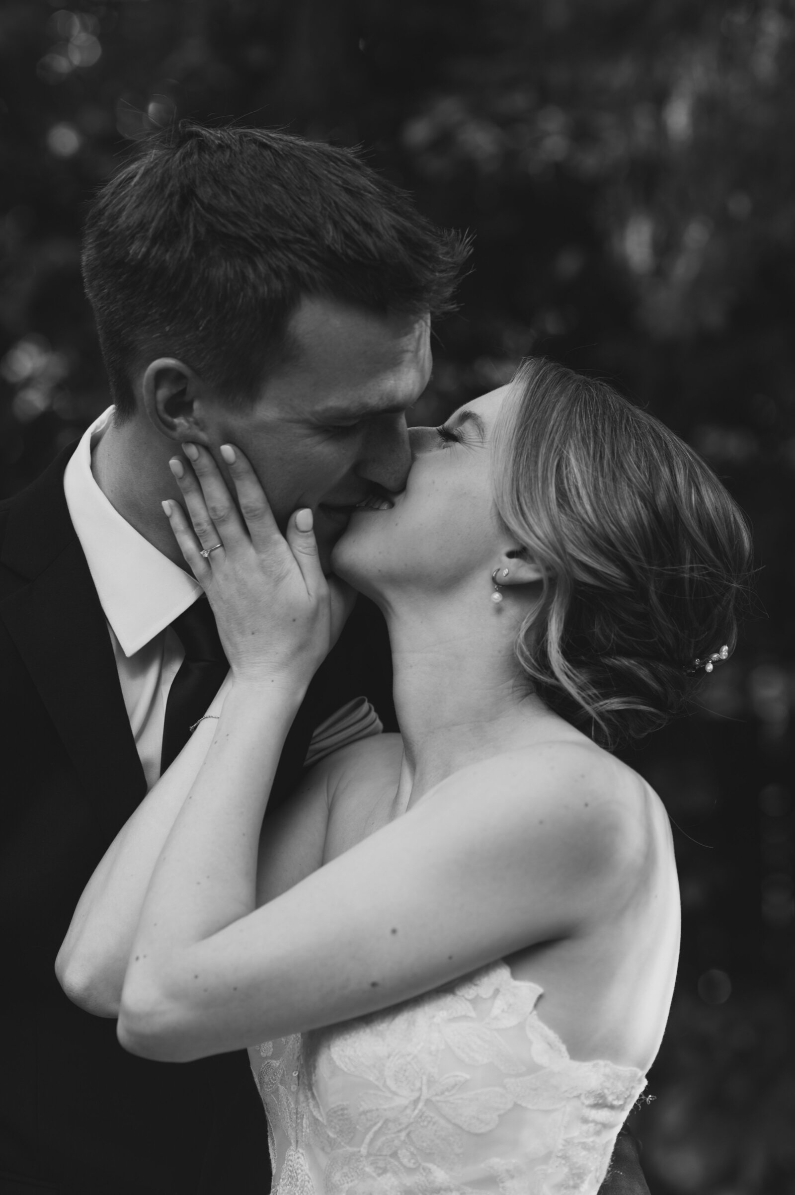 Wedding photography b and w