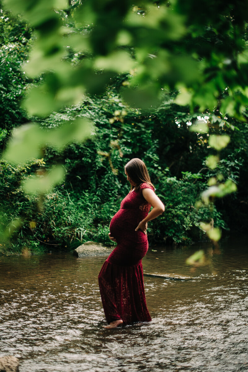 Creek-Maternity-Pickerington-Ohio-Photographer-9