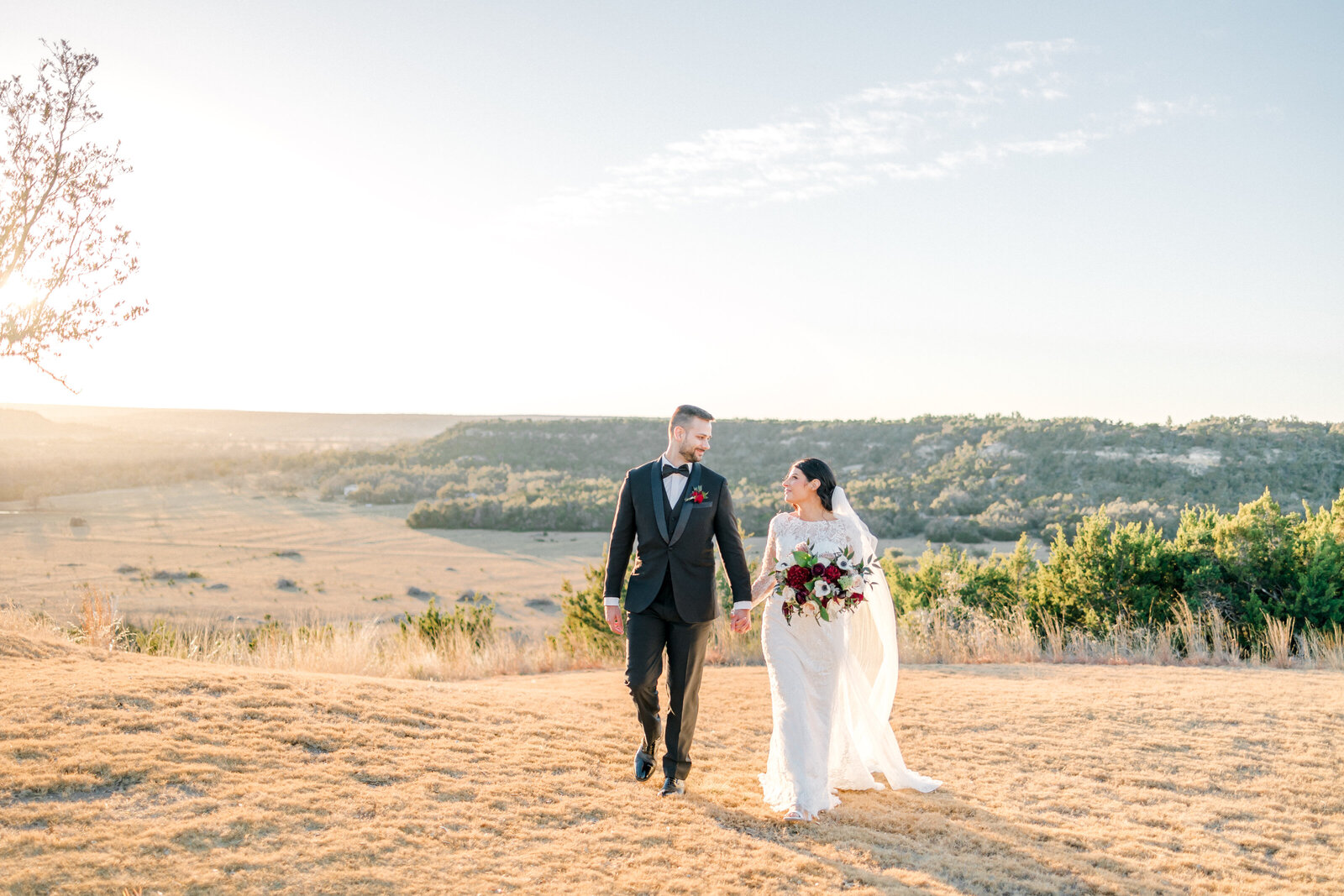 contigo ranch wedding by fredericksburg texas photographer