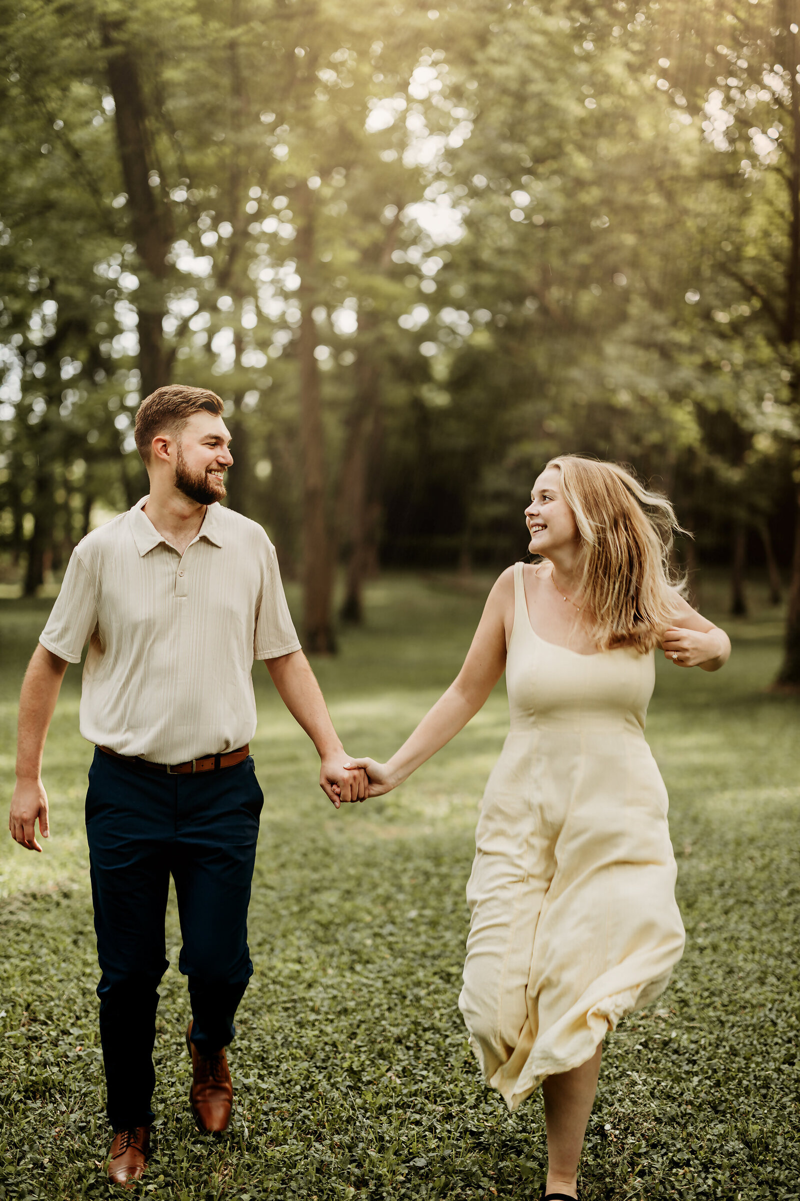 9398-Caleb-Maddie-Engagement-Indianapolis-8x10