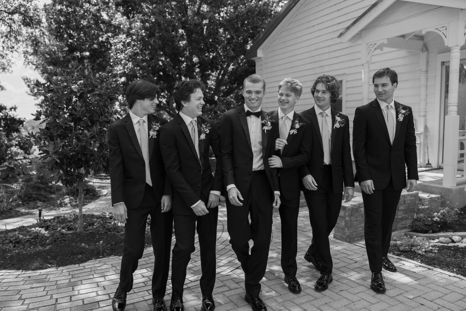 hannahtyler_bastroptxwedding-75