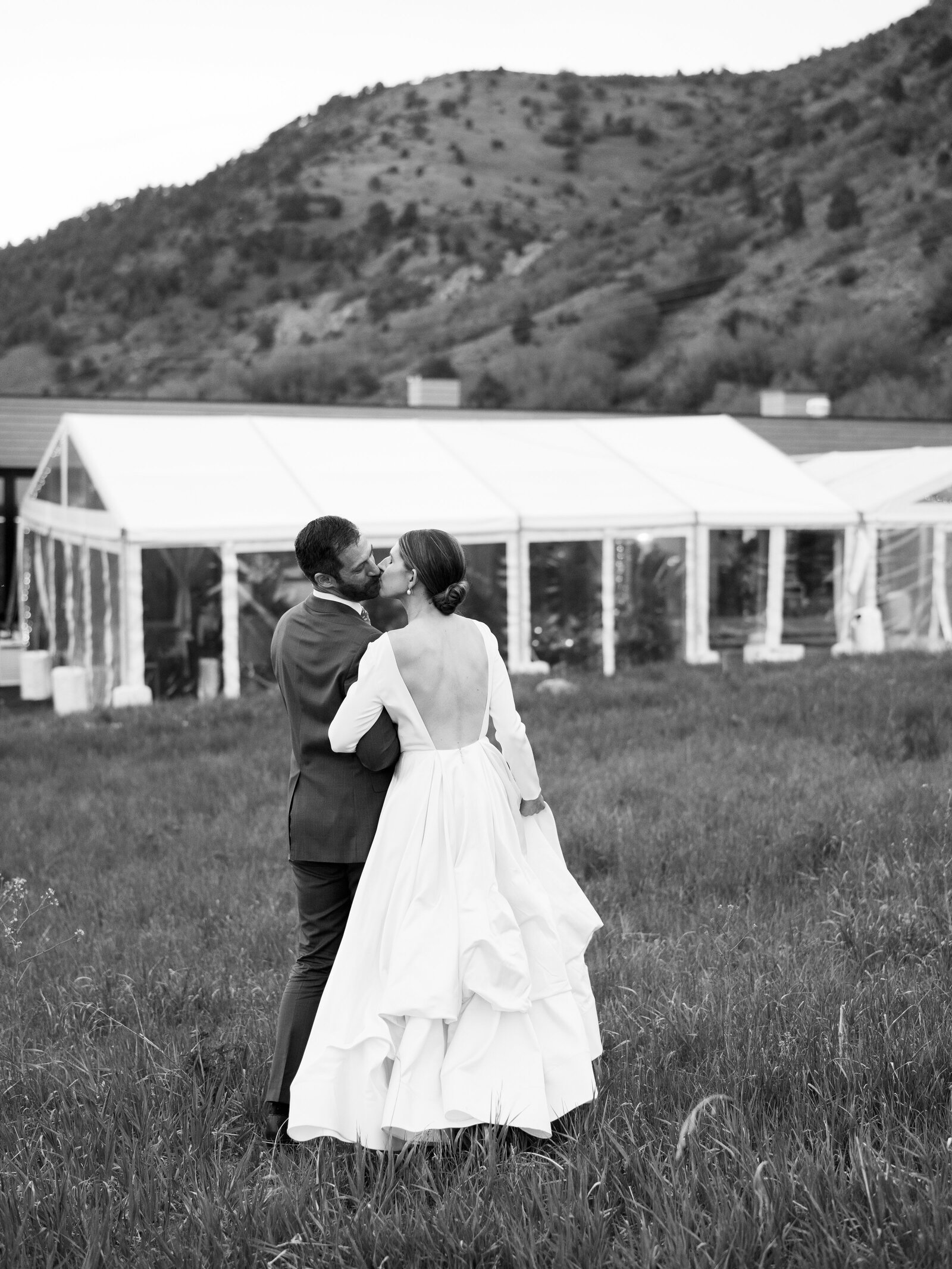 Jamie x Micah. Aspen Wedding by Amanda Hartfield. Portraits-88