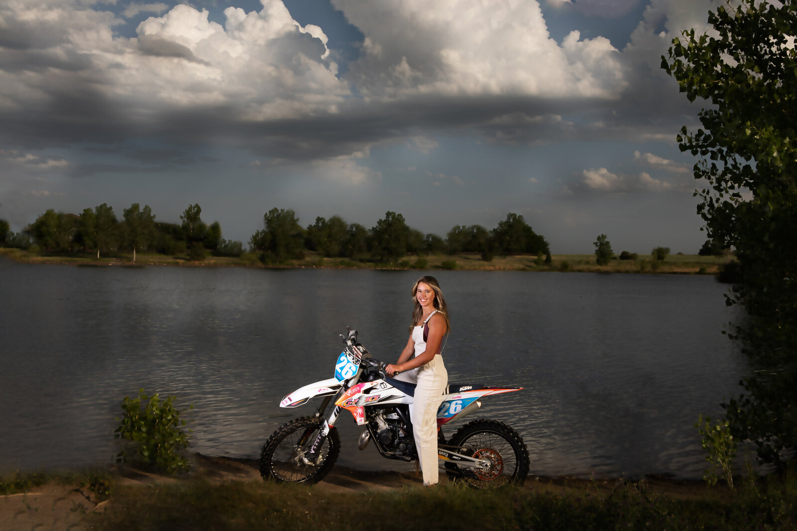 Maylei_Senior Portraits_2022_0064