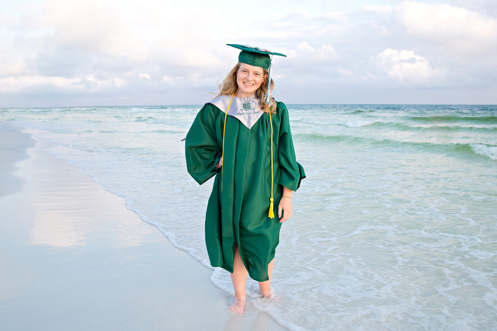 senior photographed in Blue Mountain beach