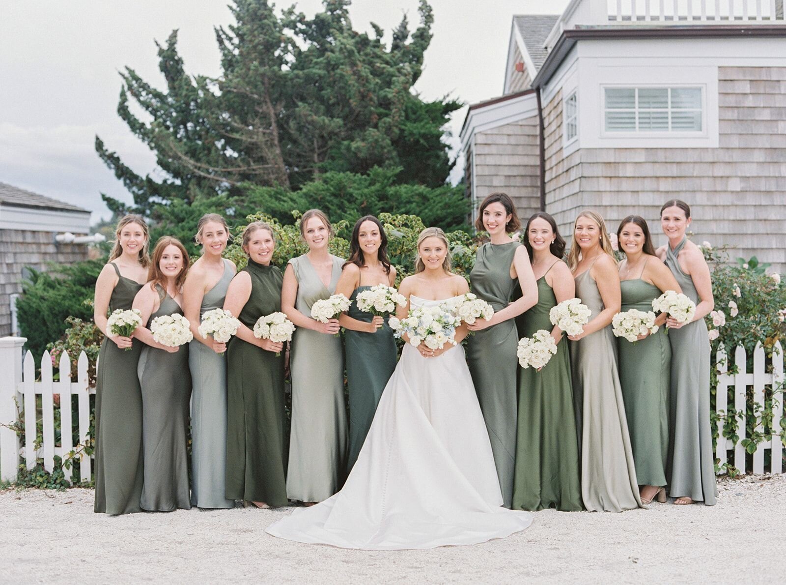 leila-james-events-newport-rhode-island-luxury-wedding-planner-castle-hill-inn-venue-emily-march-payne-wedding-photographer-VaughanWedding_0257 copy 2