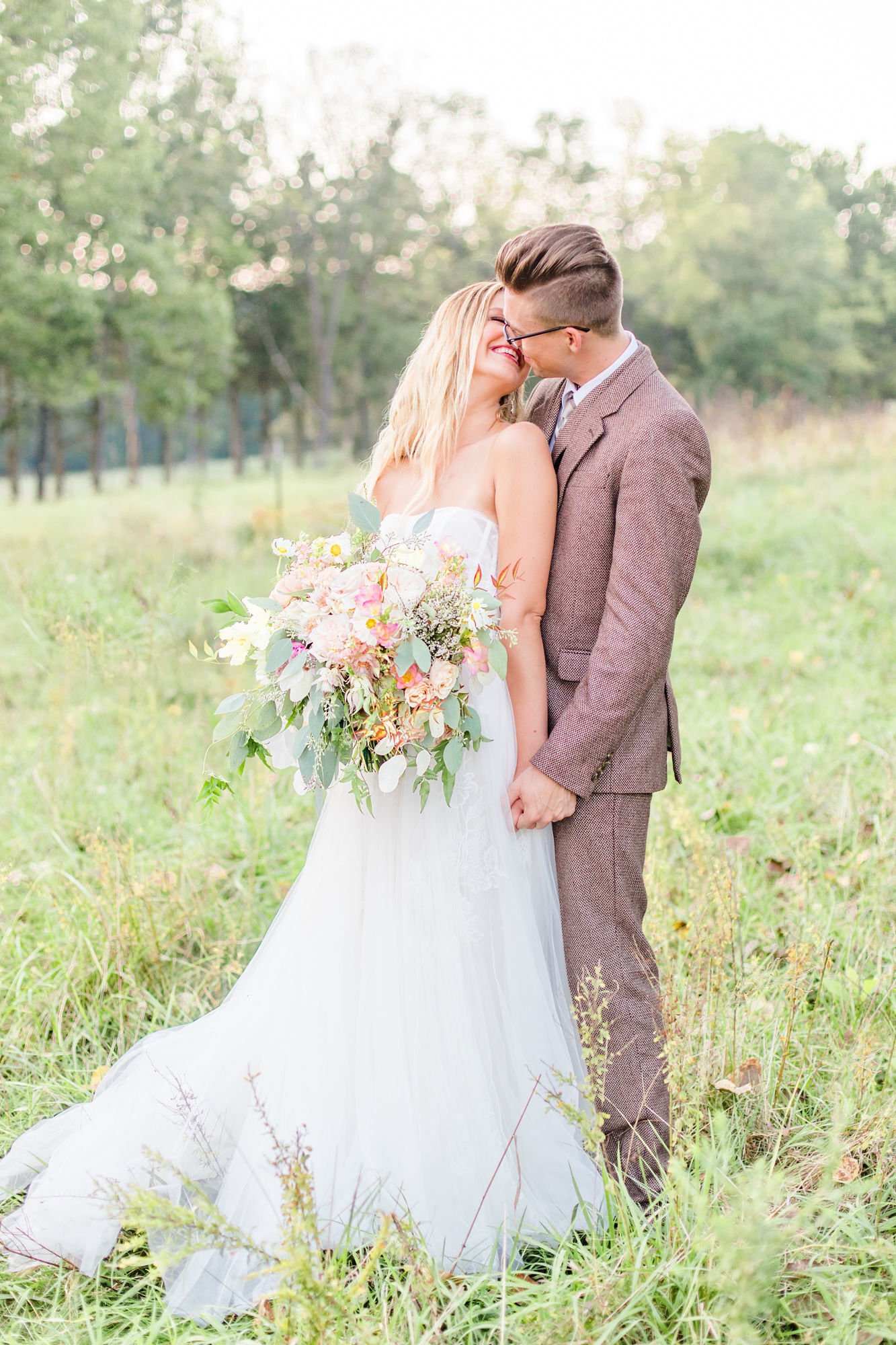 st-louis-wedding-photographer-haue-valley-weddings-barn-field-romantic-alton-belleville-75