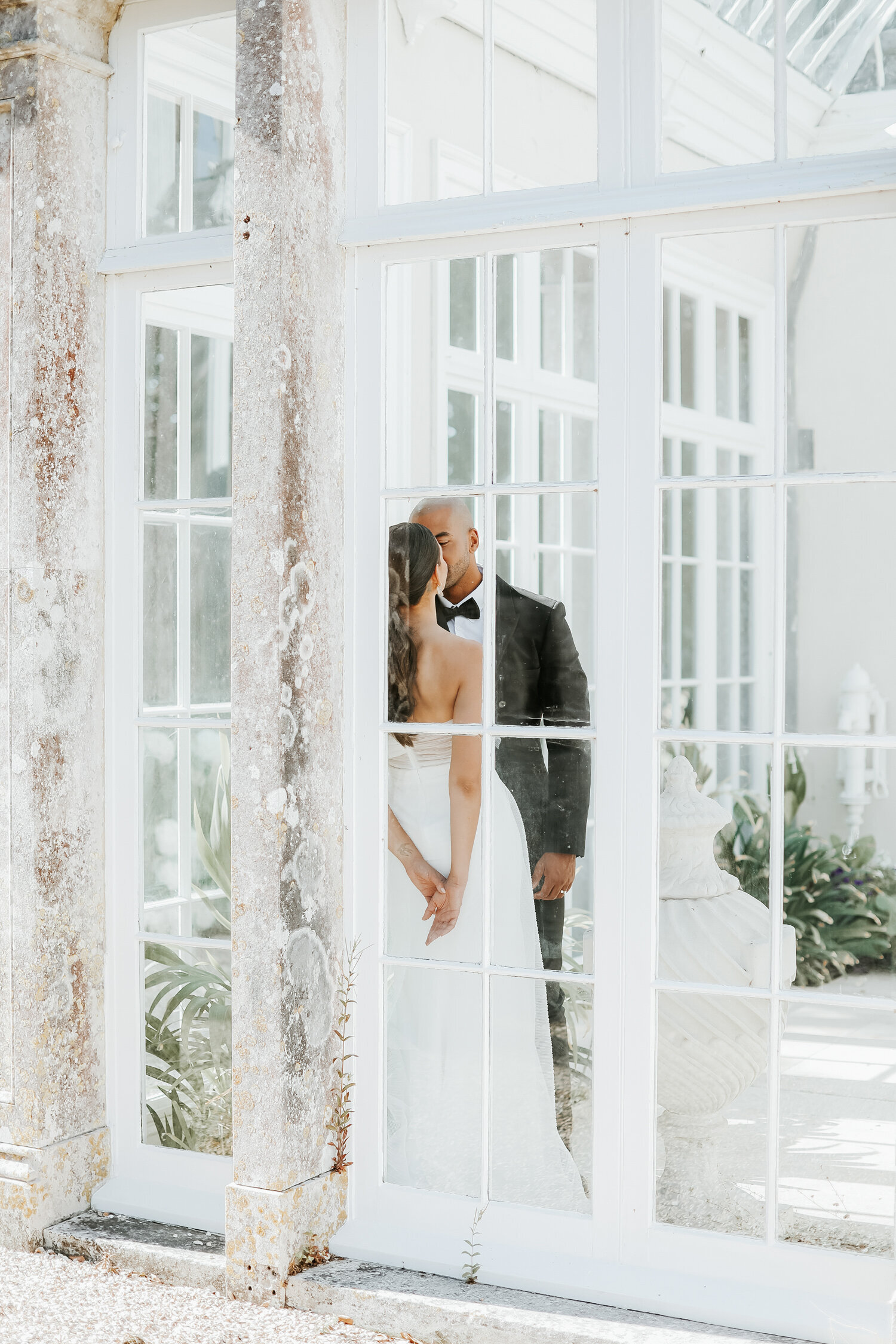 Came-House-wedding-venue-Dorset-bride-and-groom-photos