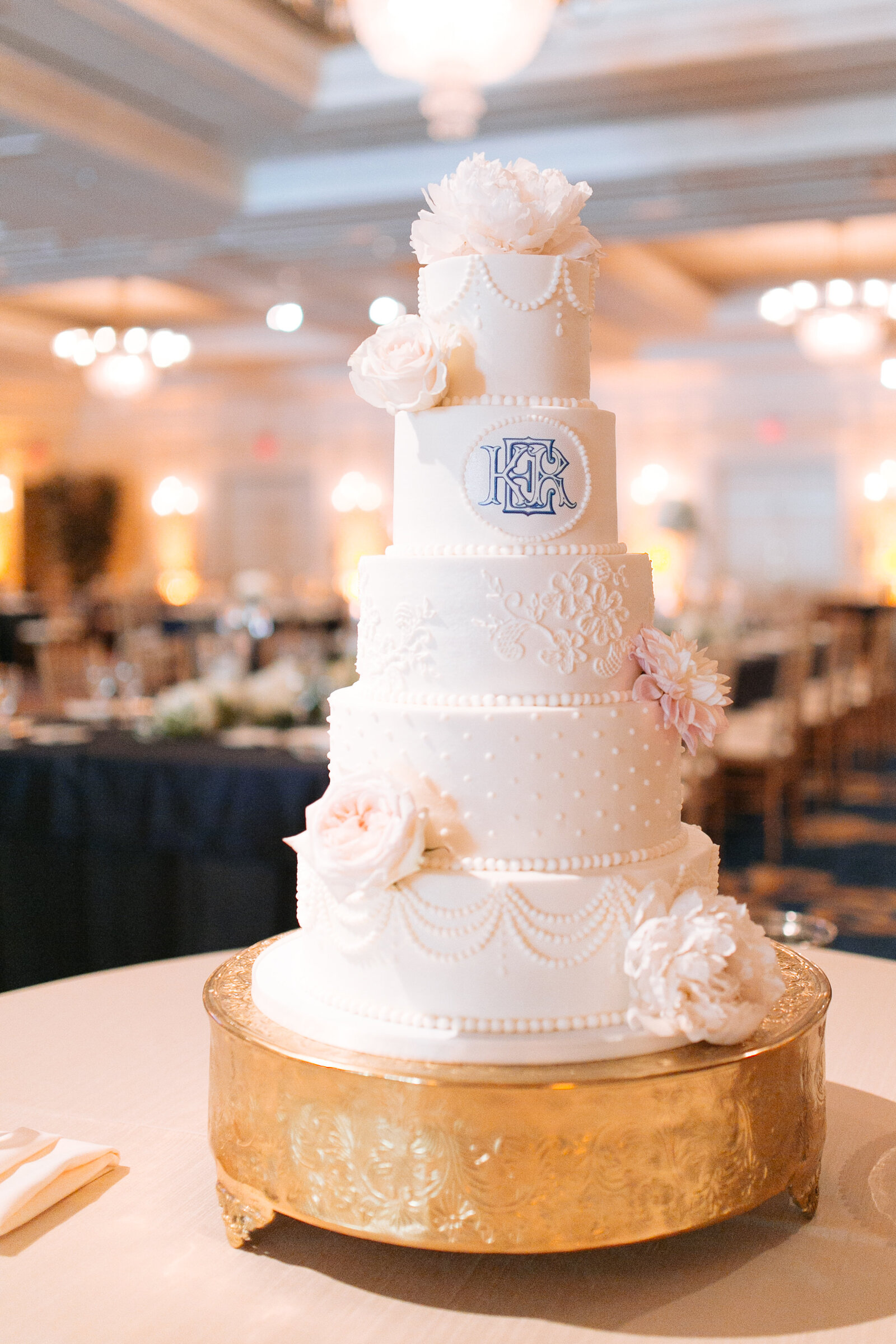 Elegant-Wedding-Cake-Ashley-Cakes-45
