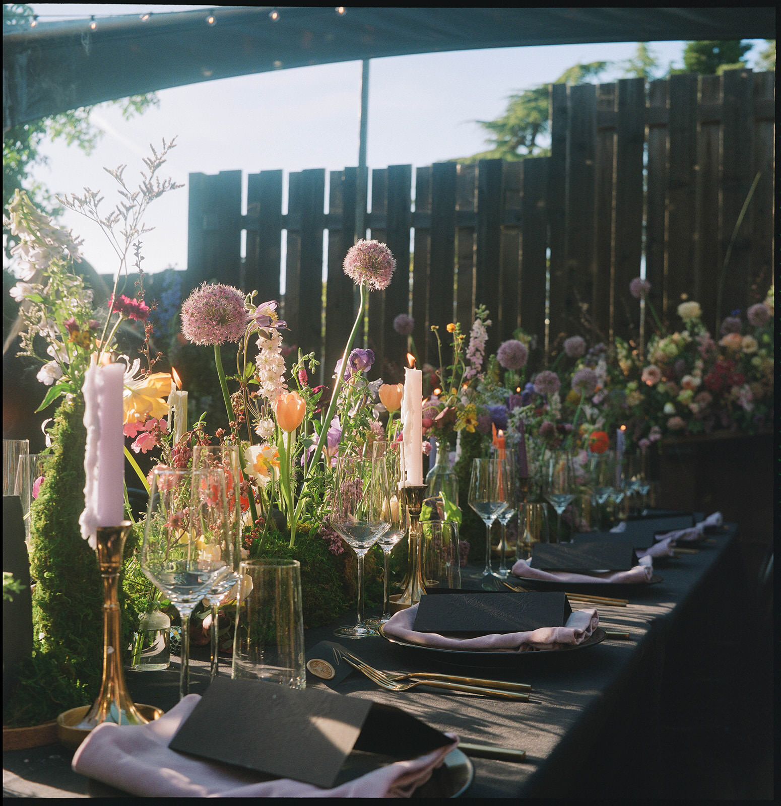 Gothic-Disco-Floral-Wedding14