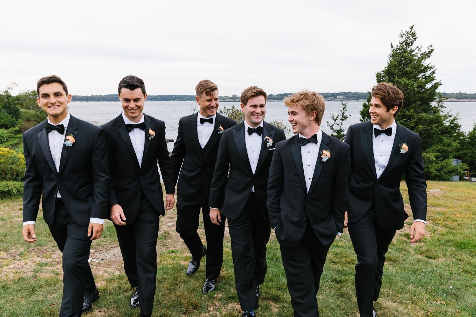 leila-james-events-newport-rhode-island-luxury-wedding-planner-castle-hill-inn-venue-erin-mcginn-wedding-photographer-bright-florals-CH0325 copy