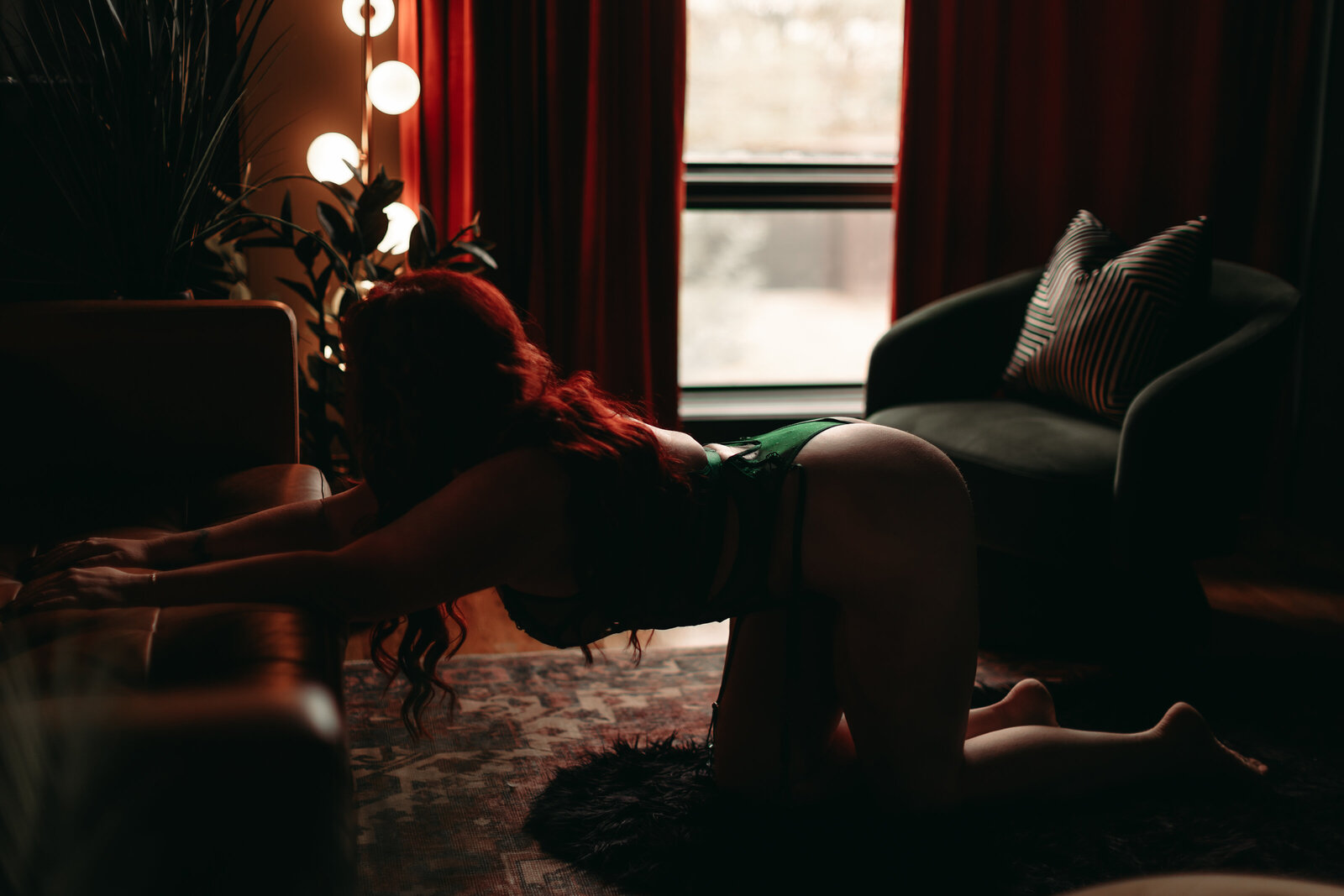 Experience luxurious boudoir photography in Savannah, Georgia. Empowering, intimate sessions to celebrate your beauty and confidence. Book your unforgettable session today!