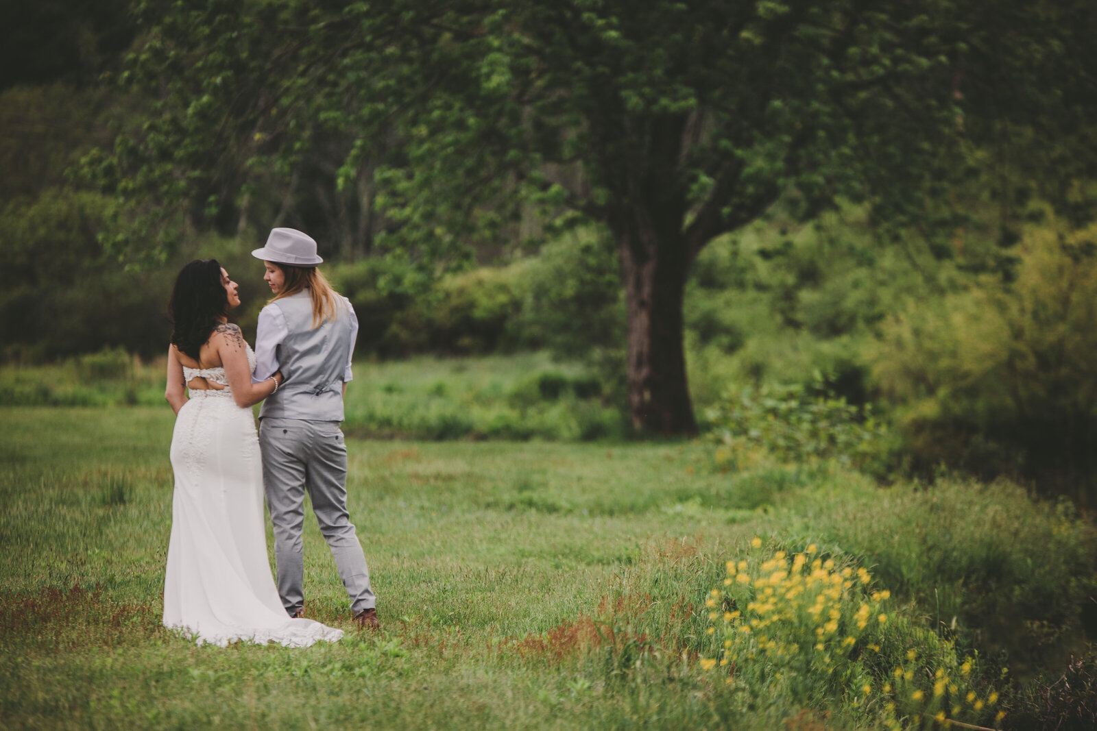 Upstate new york wedding photographers near me