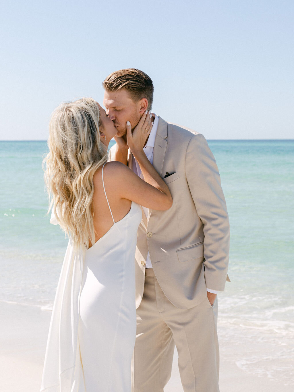 Hogan-Mellon-115Alys-Beach-Florida-Editorial-Beach-Destination-Wedding