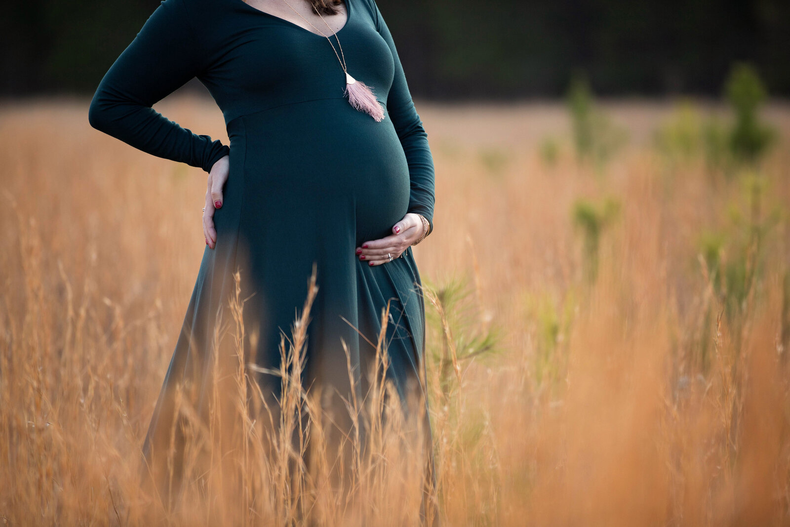 Outdoor Luxury Charlotte Maternity Photographer