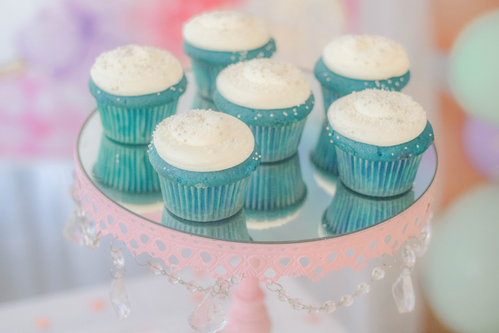 blue-baby-shower-cupcakes-with-sprinkles
