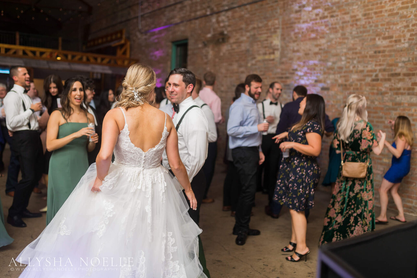 Wedding-at-The-Factory-on-Barclay-in-Milwaukee-1289