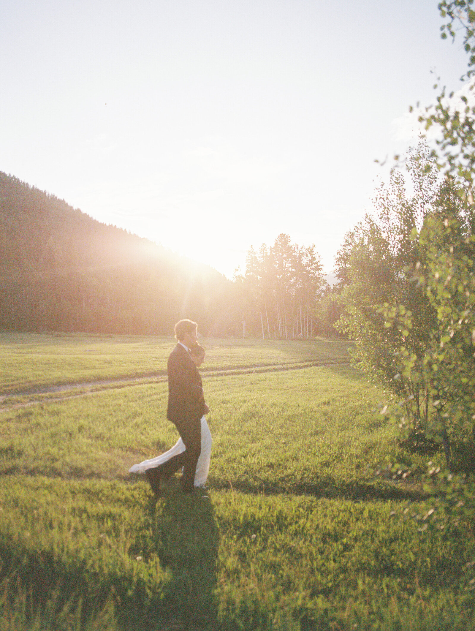 cassidymichael_coloradoweddingonfilm_stillsbytrinity-15