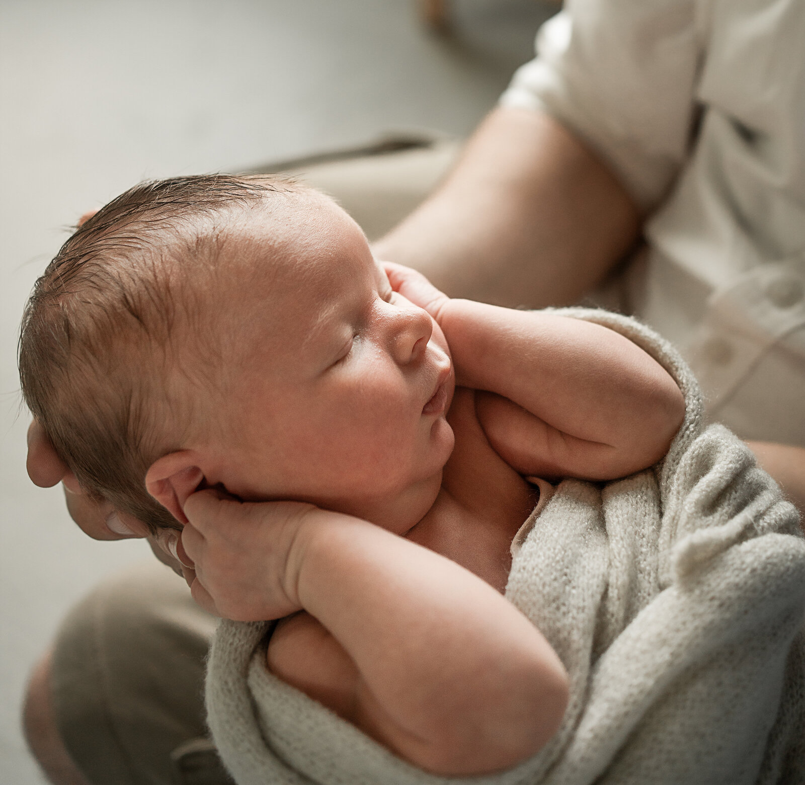 Buffalo, NY Rochester, NY Newborn photographer. Lifestyle newborn photography. newfane ny newborn photographer, wilson, ny newborn photographer, medina, ny newborn photographer, lockport ny newborn photographer buffalo ny lifestyle newborn photographer rochester ny lifestyle in home newborn photographer