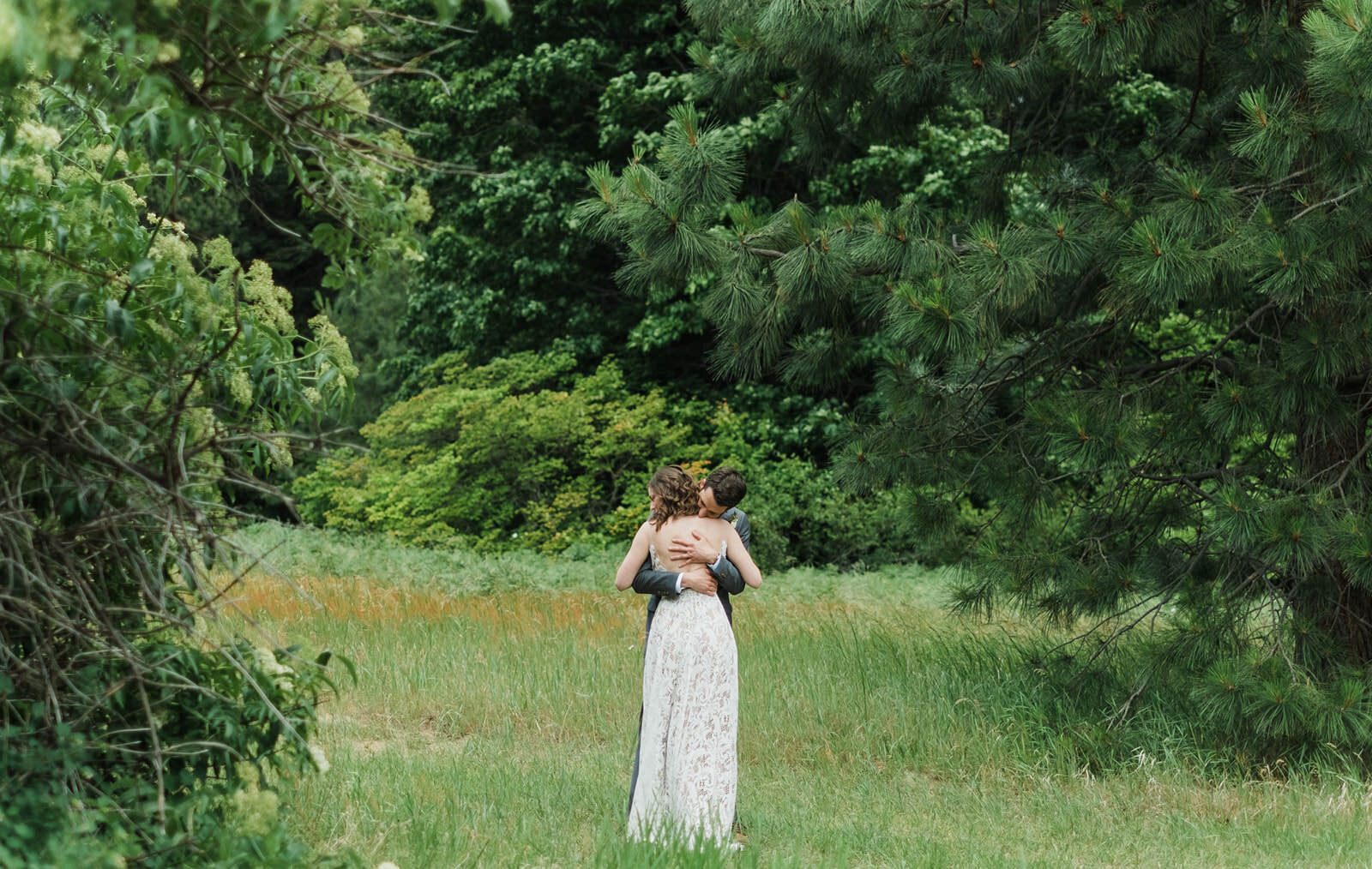 liz&matt.wedding.17snackpack.