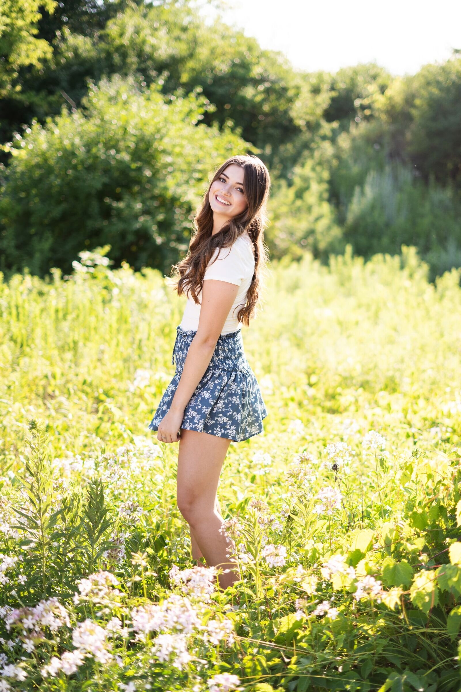 minneapolis-nature-field-senior-photographer-5