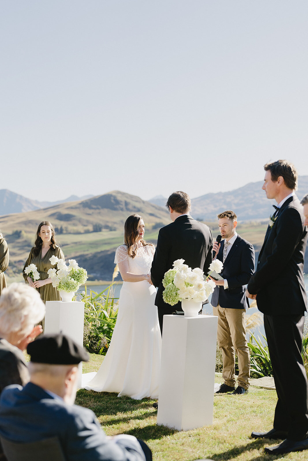 Melissa Clark Photography - Queenstown Wedding Photographer - Lake Hayes Holiday Home Wedding - Katherine & Adam 4.5.24-11