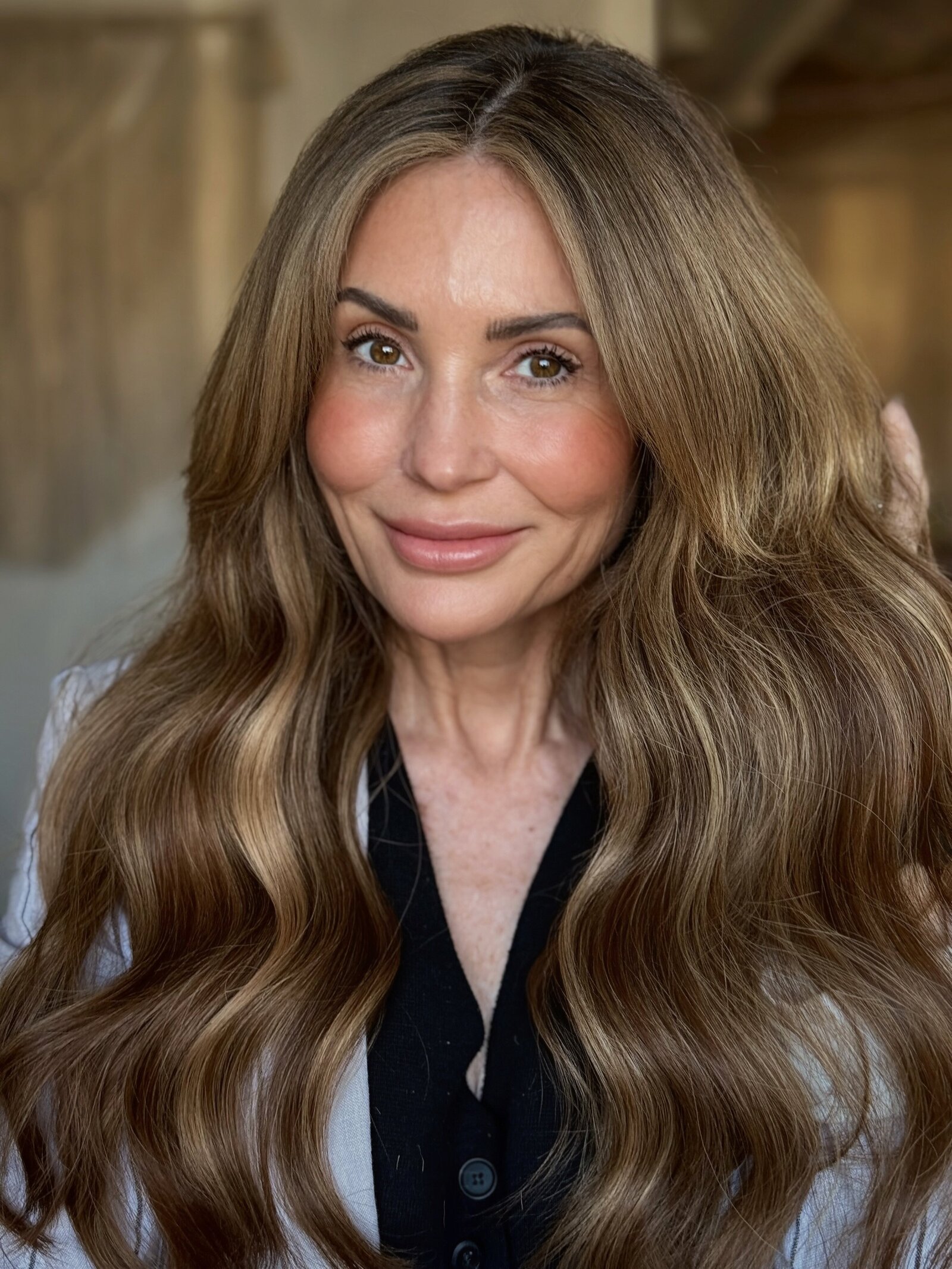 Facetune_19-04-2025-20-31-52