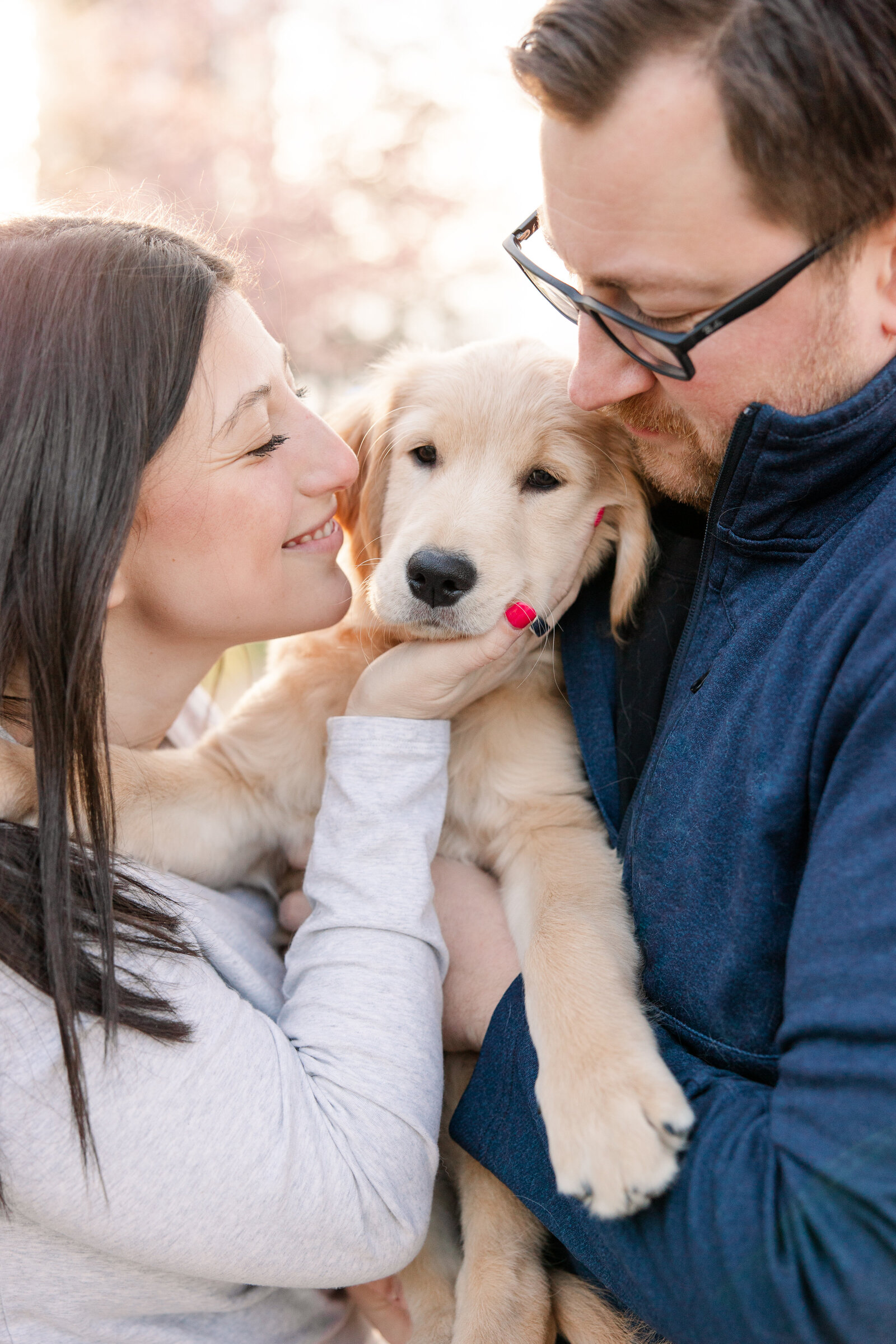 Chesterland Ohio Photographer light and airy couple with golden retriever