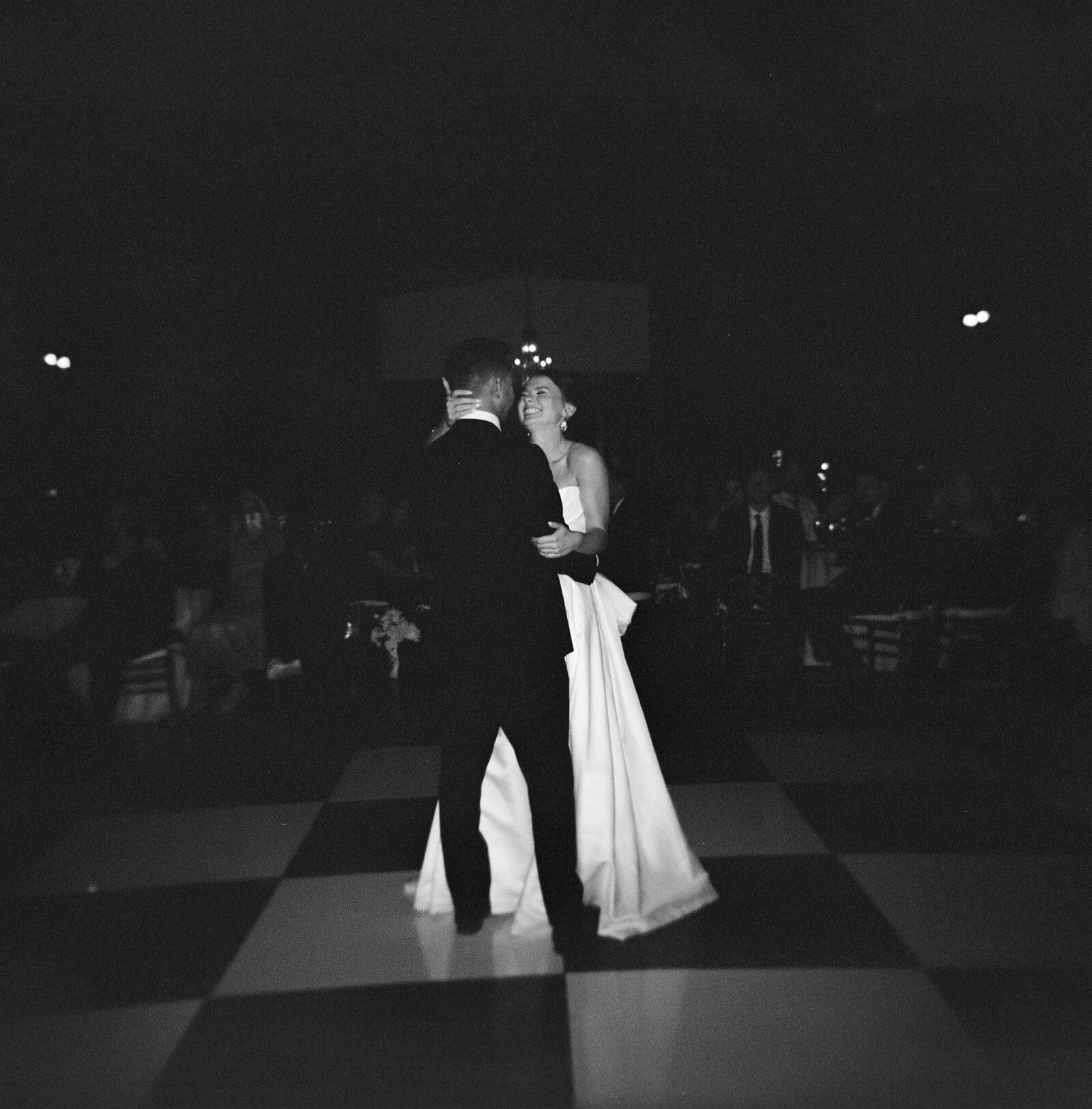 kohl-manison-film-photos-wedding-hanna-walkowaik-photography-0239