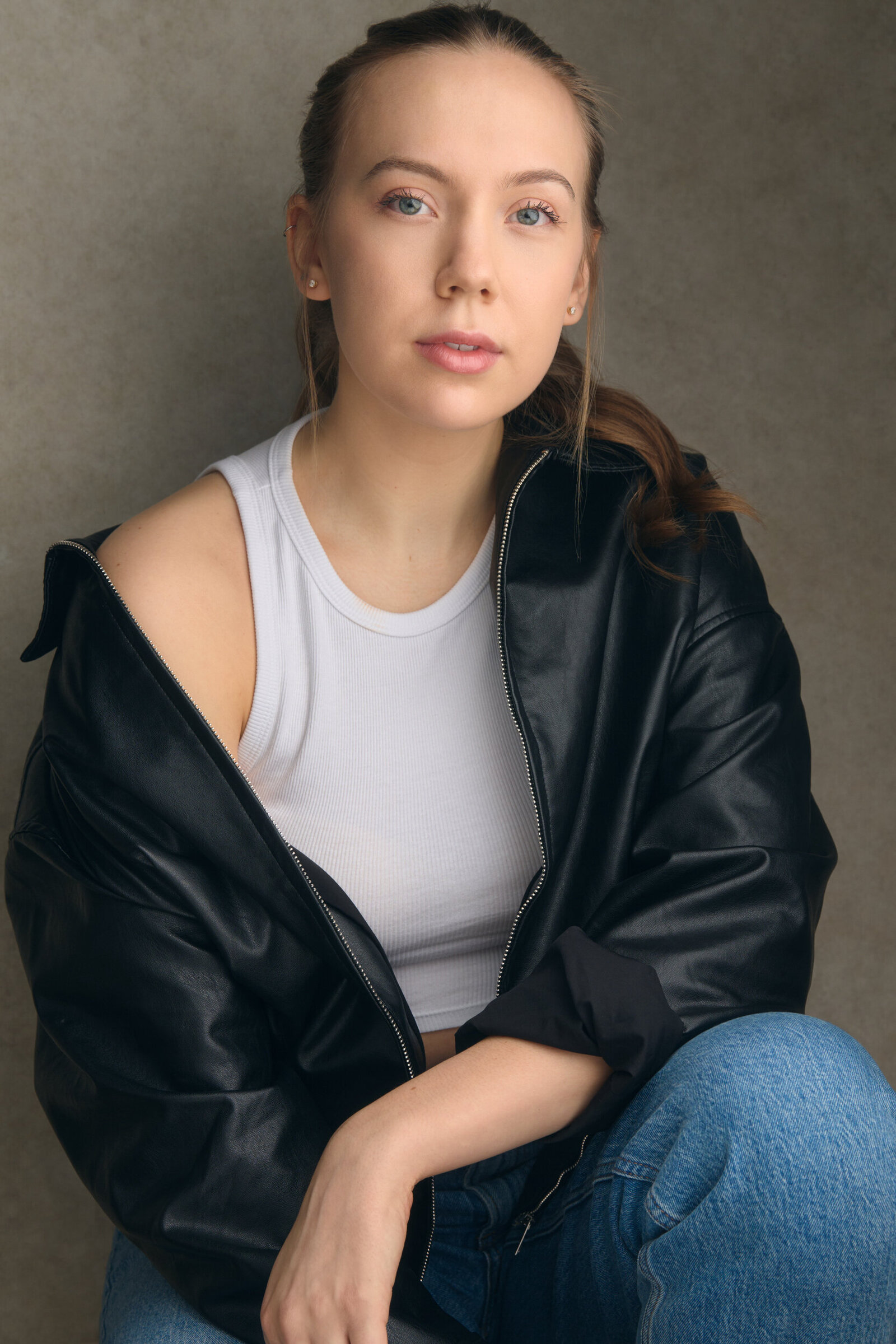 Sydney Miede Headshot Leather