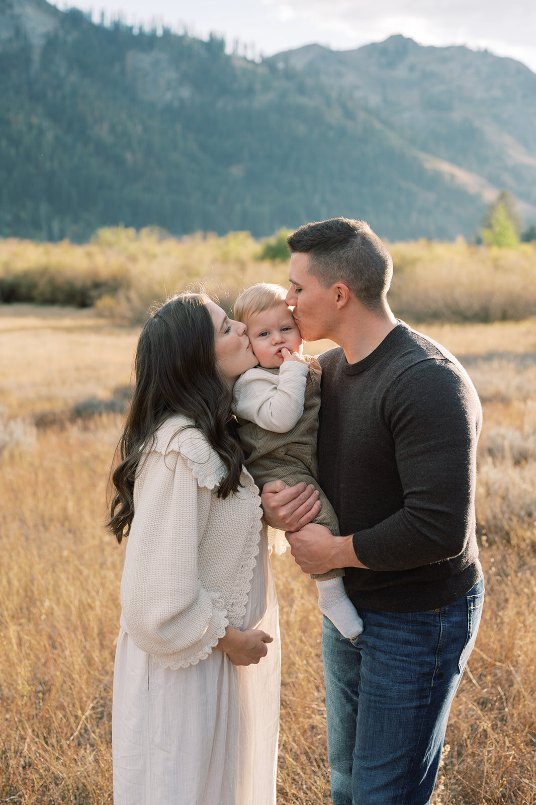 2022.10.10_BaileyFamilySession-019