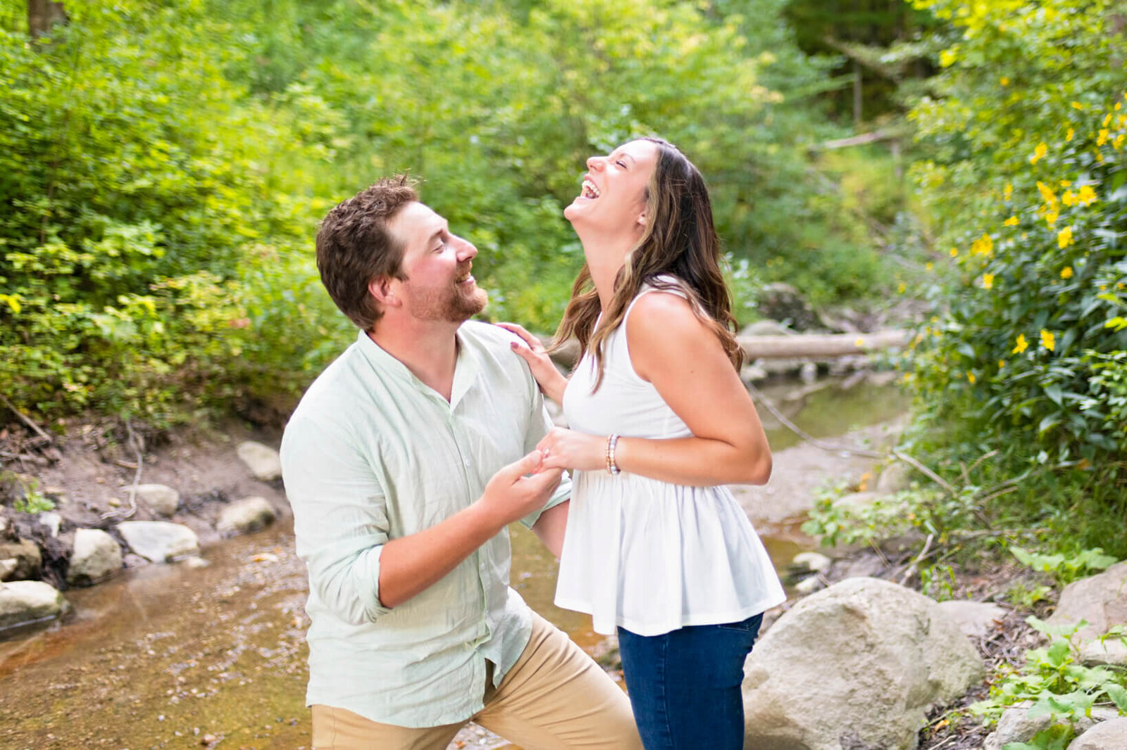 Engagement-photo-grant-park-south-milwaukee-wisconsin-55
