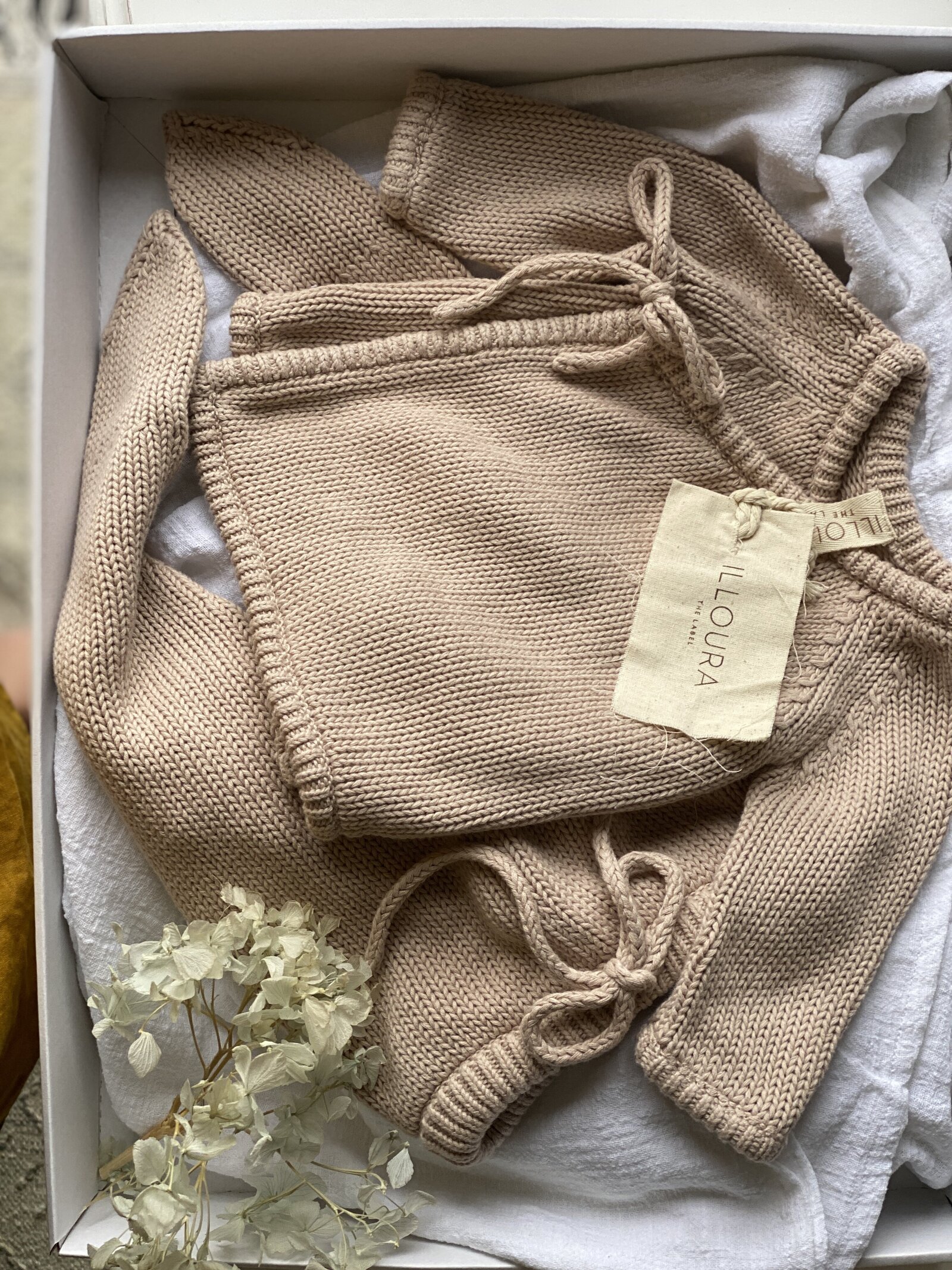 Illoura the label baby outfit