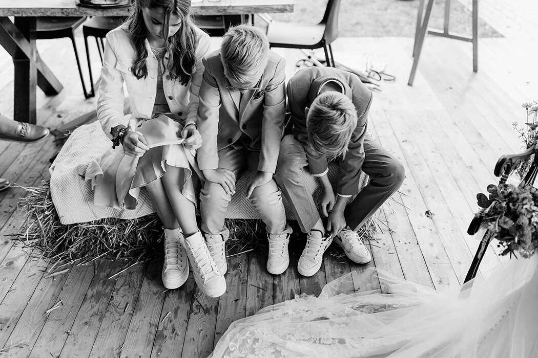 trouwenmetkinderen, buitentrouwen trouweninderegen, kidsatweddings, trouwfotograafbrabant, zundert, rijsbergen, strijbeek, halderberge, ettenleur, trouwfotoinspo