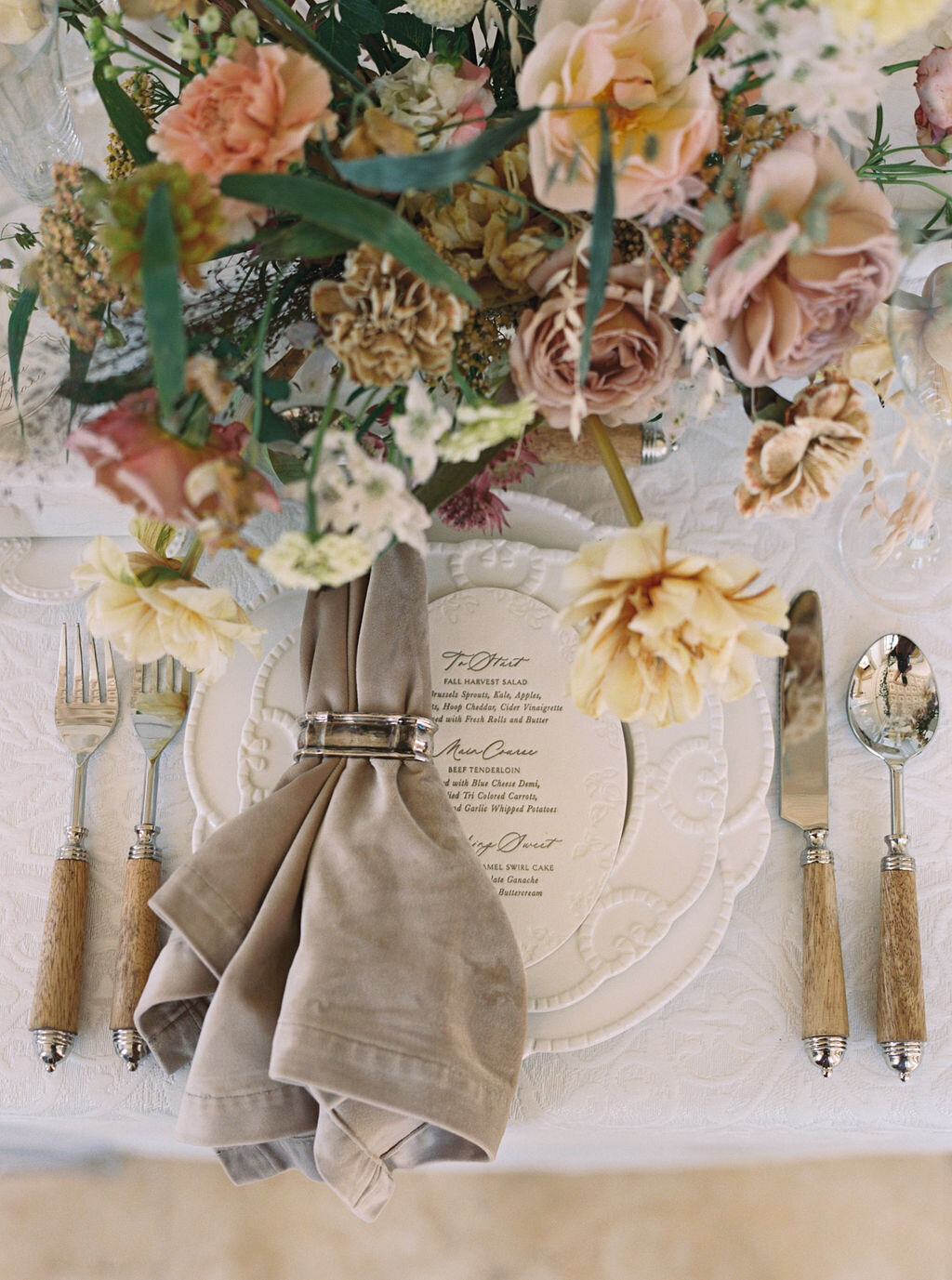 fall-floral-tablescape