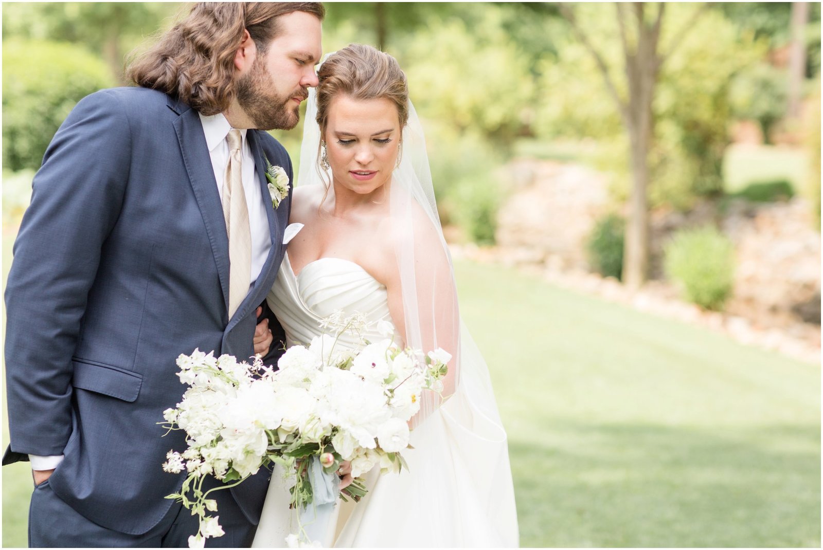 avenue-downtown-greenville-wedding_0326