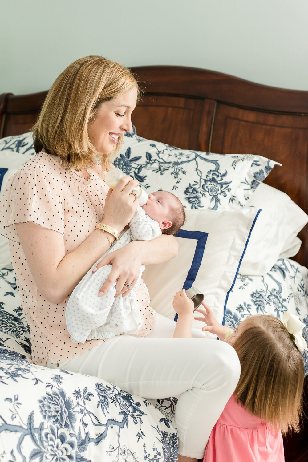 In-home-Newborn-Lifestyle-Photography-Session-Frankfort-KY-Photographer-8
