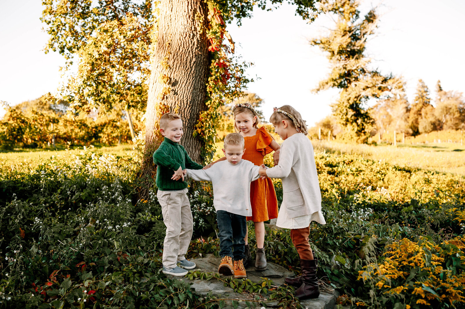 outdoor family photos in worcester