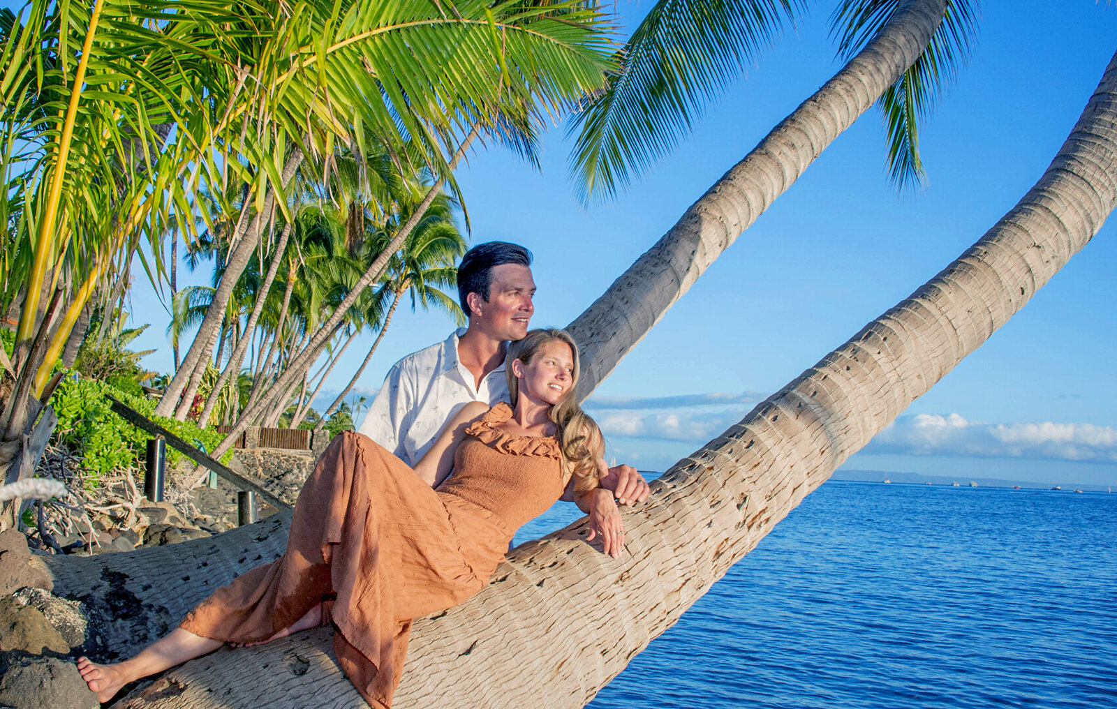 Photographers on Maui, for family portrait photography at affordable prices.