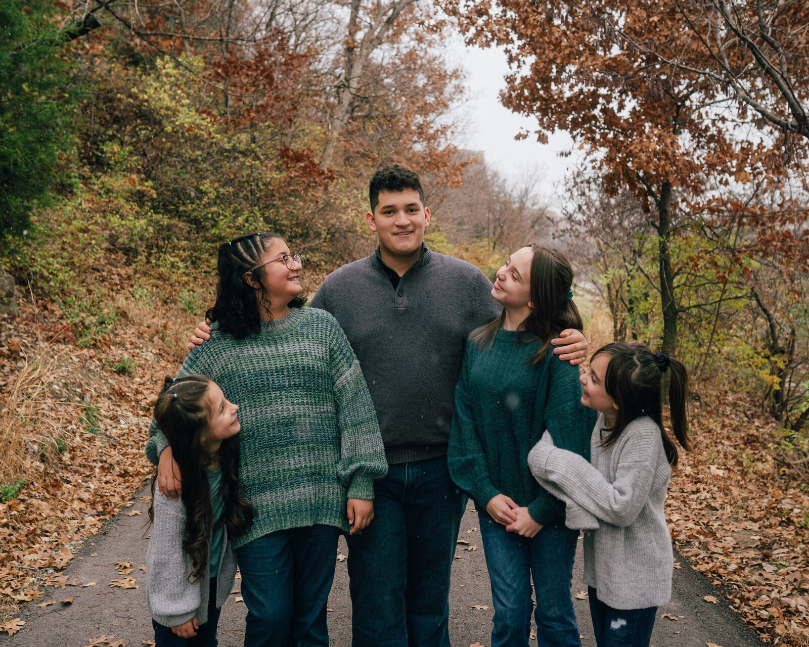 Sanchez Fall Mini 2023 - Sharing & Posting-11