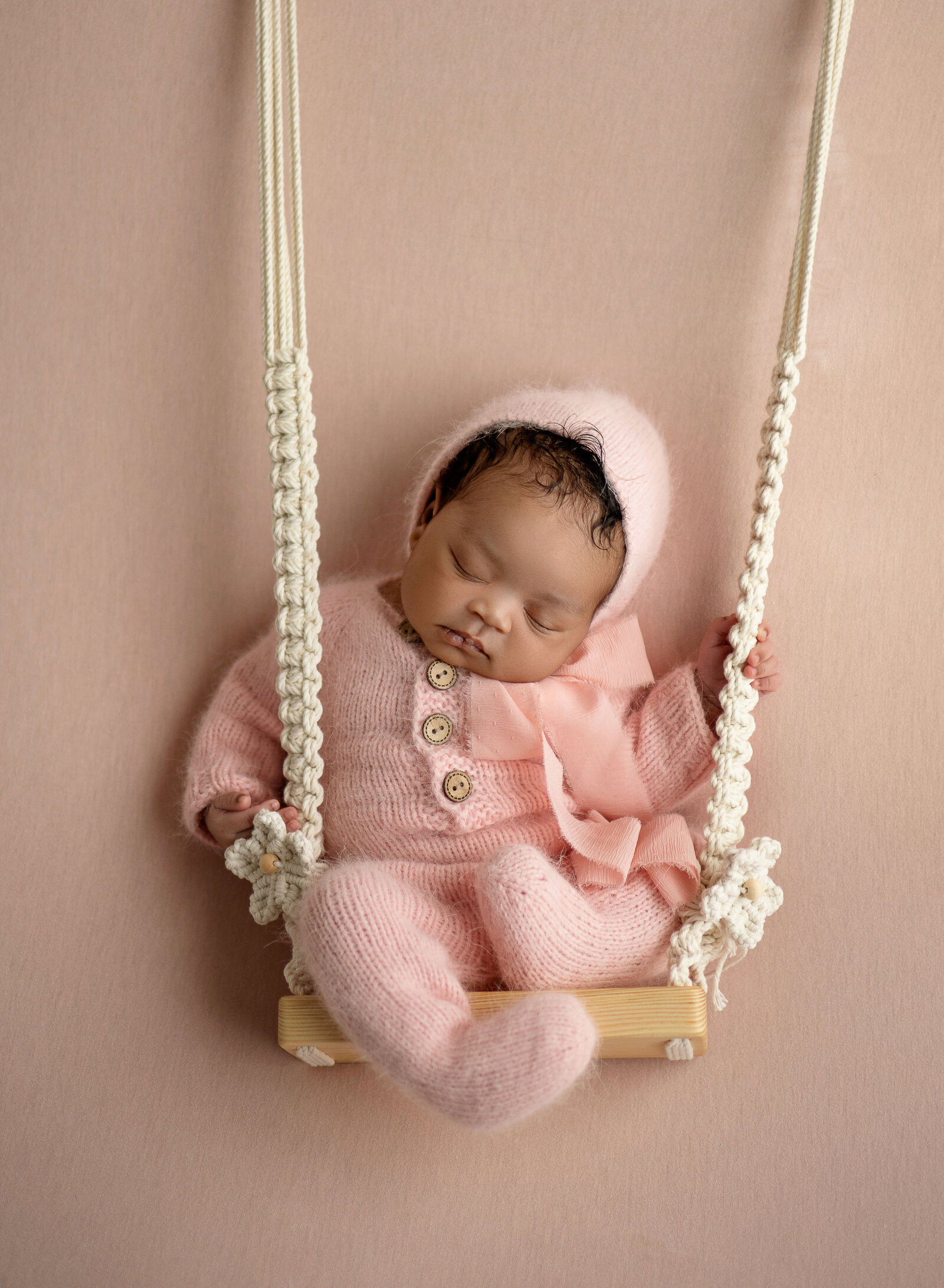top newborn photographers alpharetta