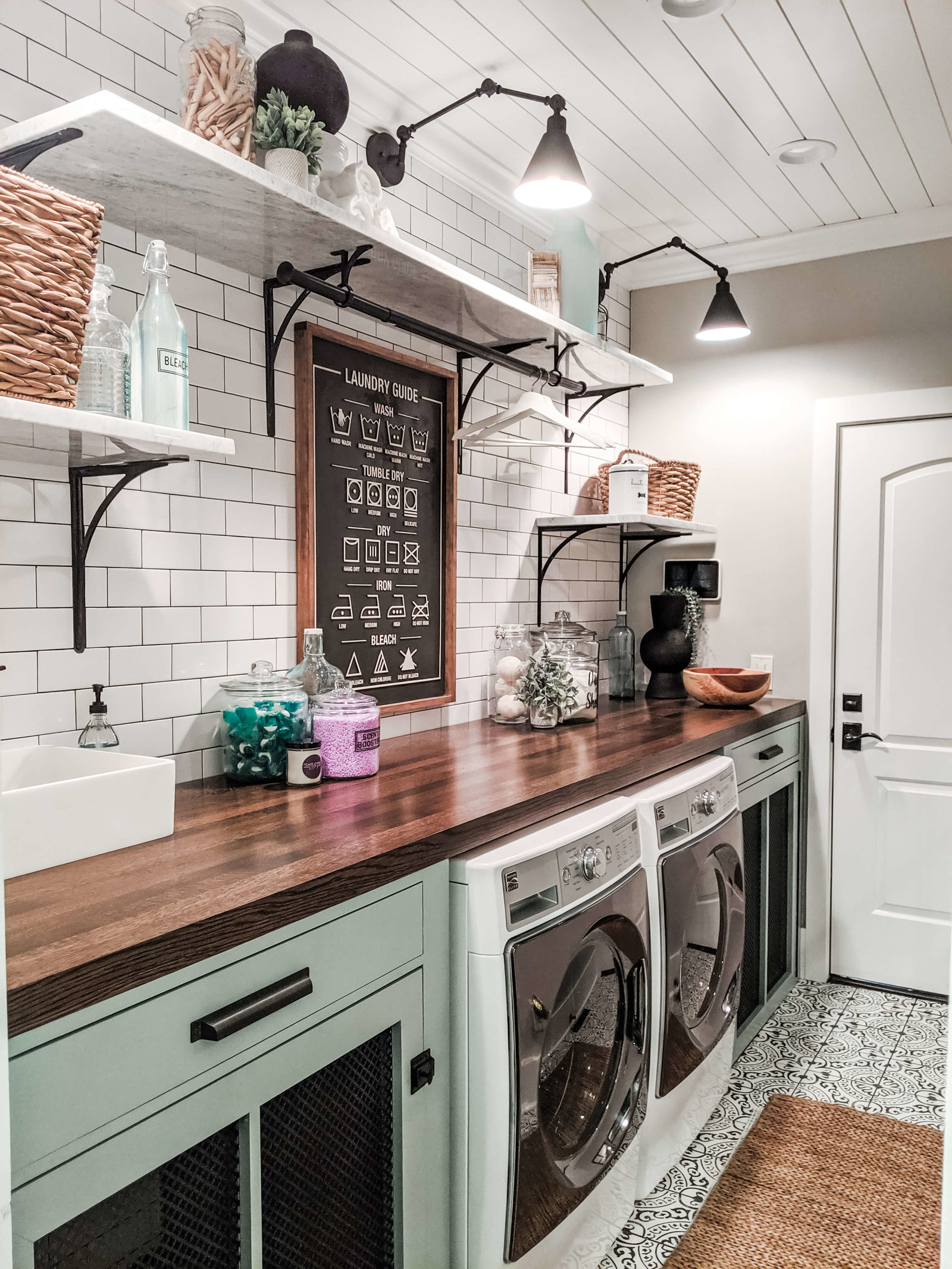 peace and pine designs laundry room 30